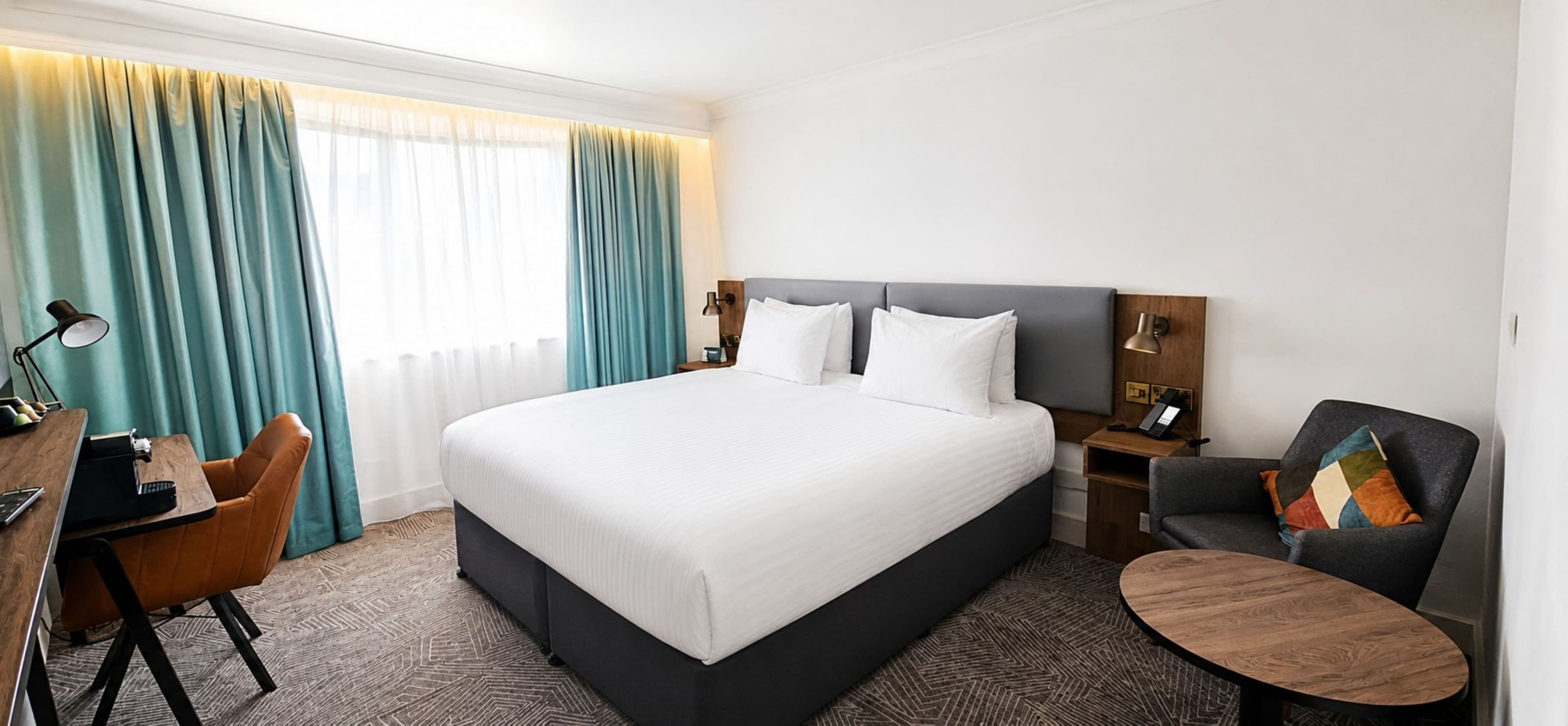 Holiday Inn Cardiff - North M4, Jct.32 — 4