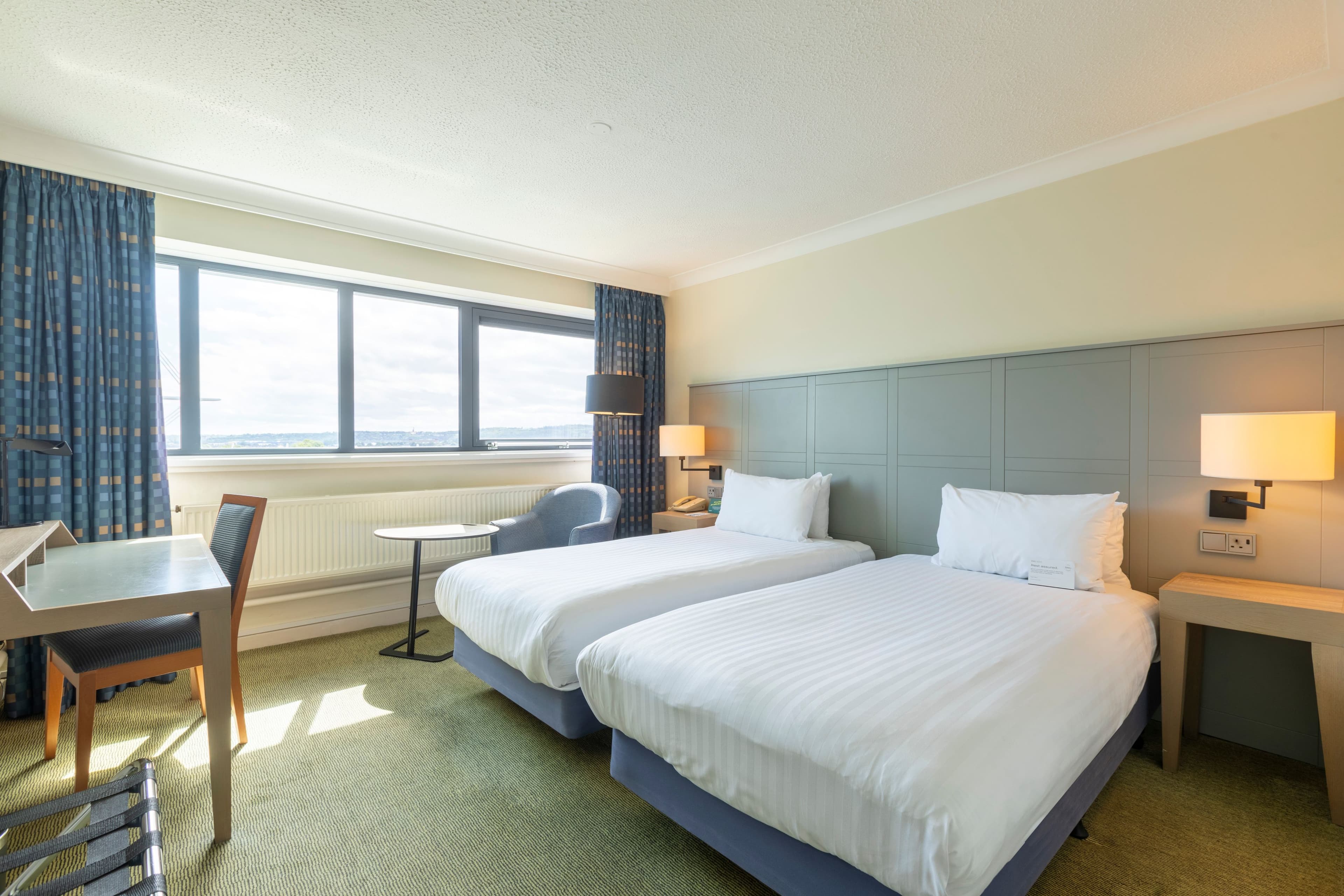 Holiday Inn Cardiff City Centre — 29