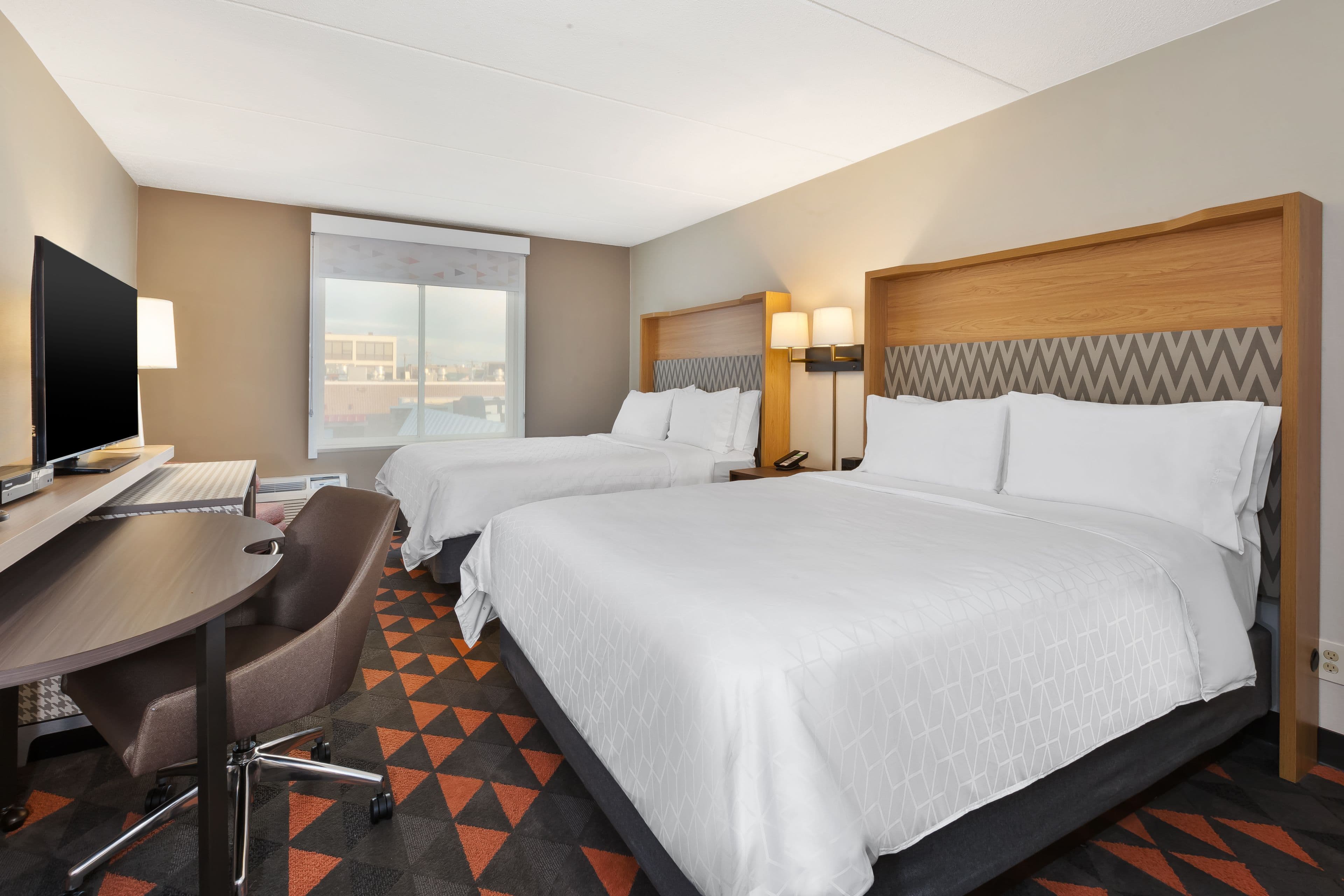 Holiday Inn Westbury-Long Island — 8