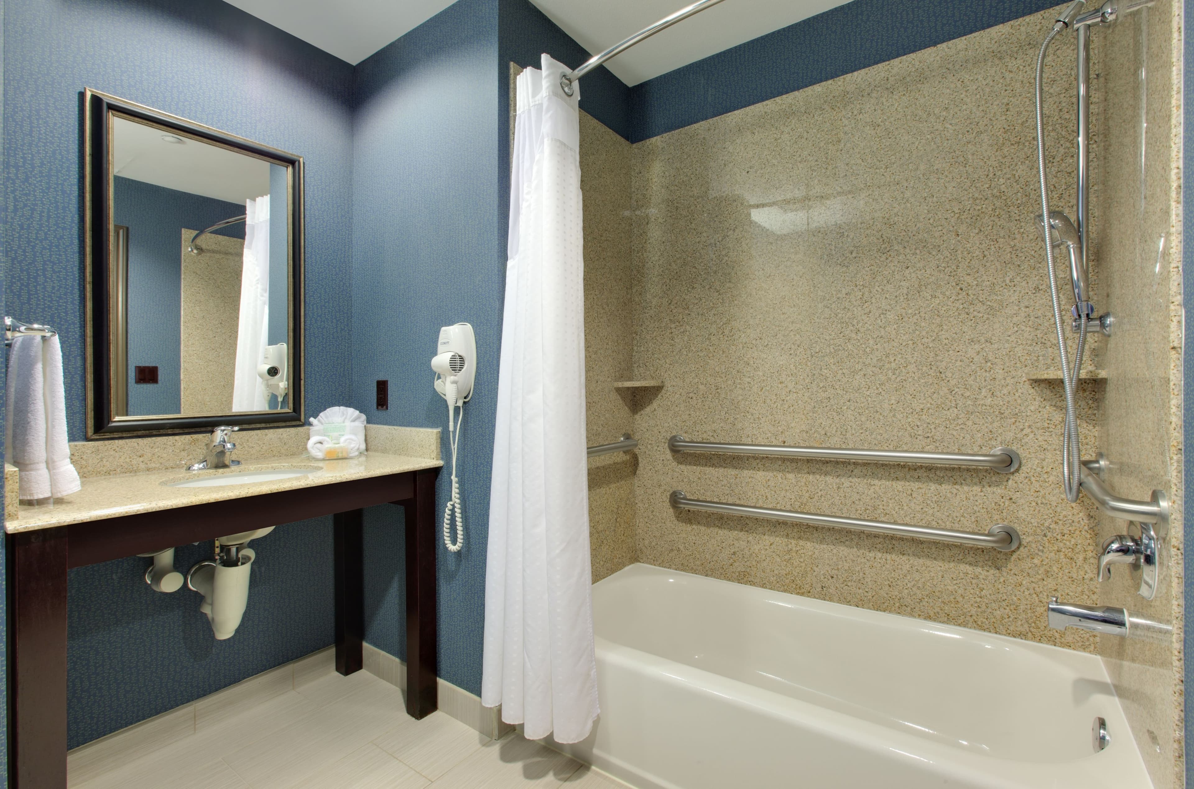 Holiday Inn Houston East-Channelview — 11