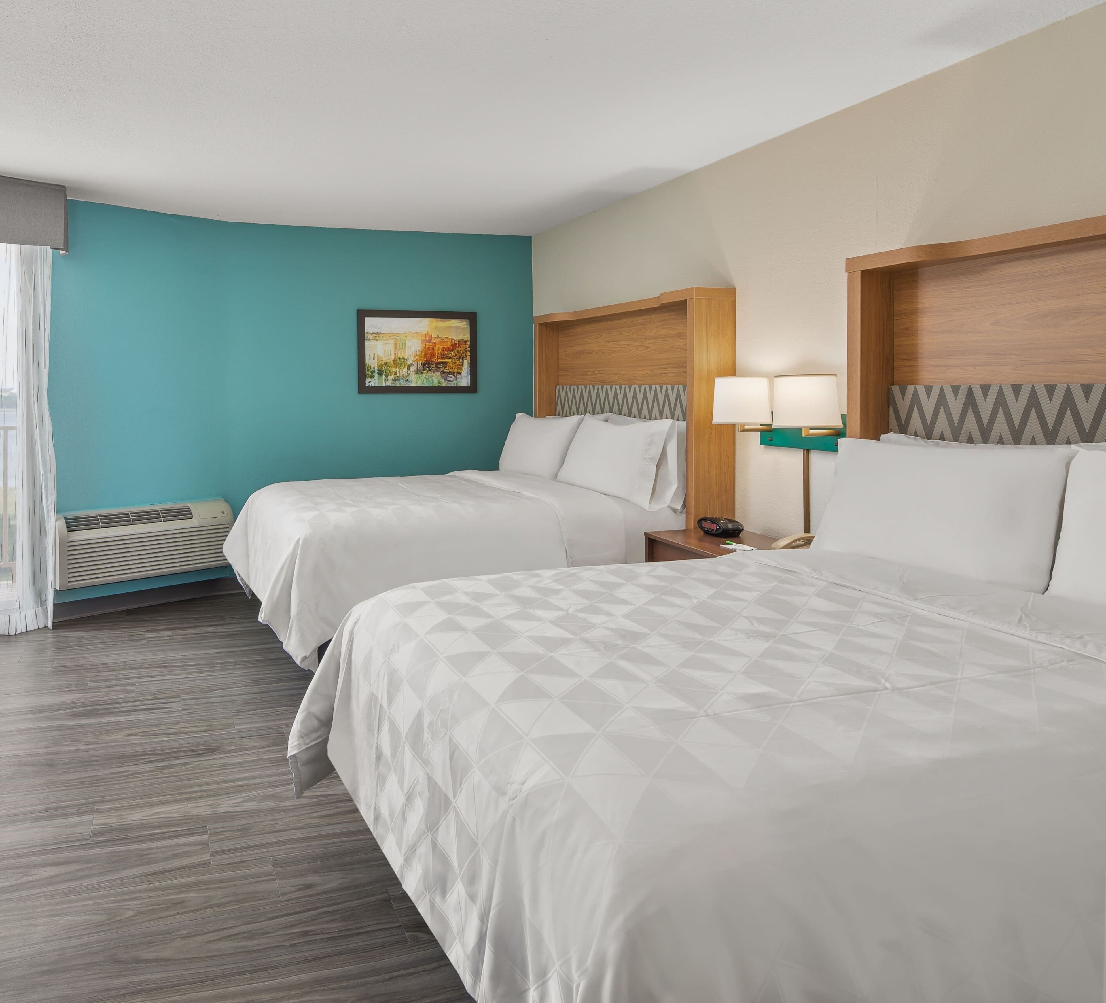 Holiday Inn Charleston-Riverview — 13