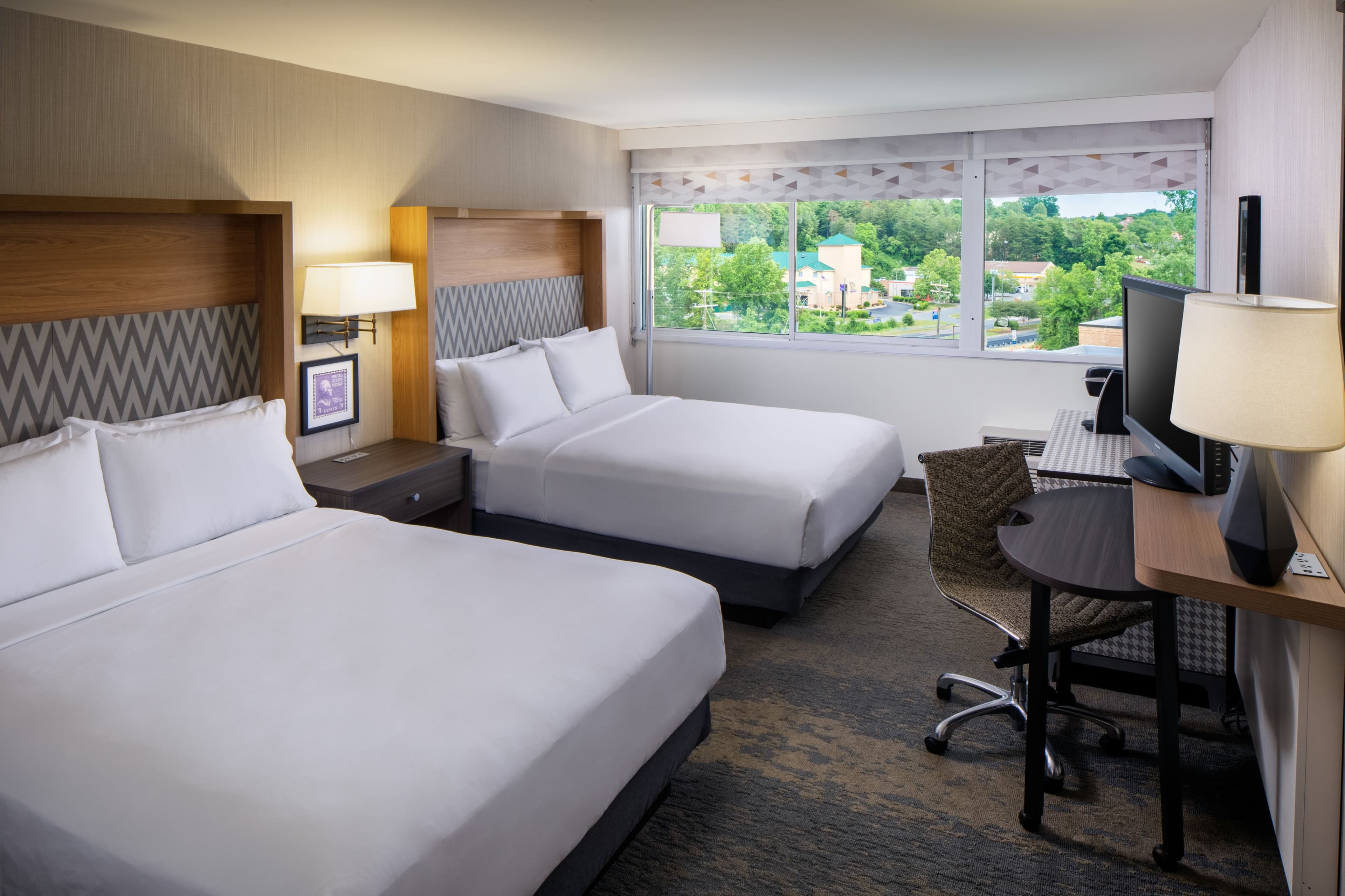 Holiday Inn Charlottesville-Monticello — 11