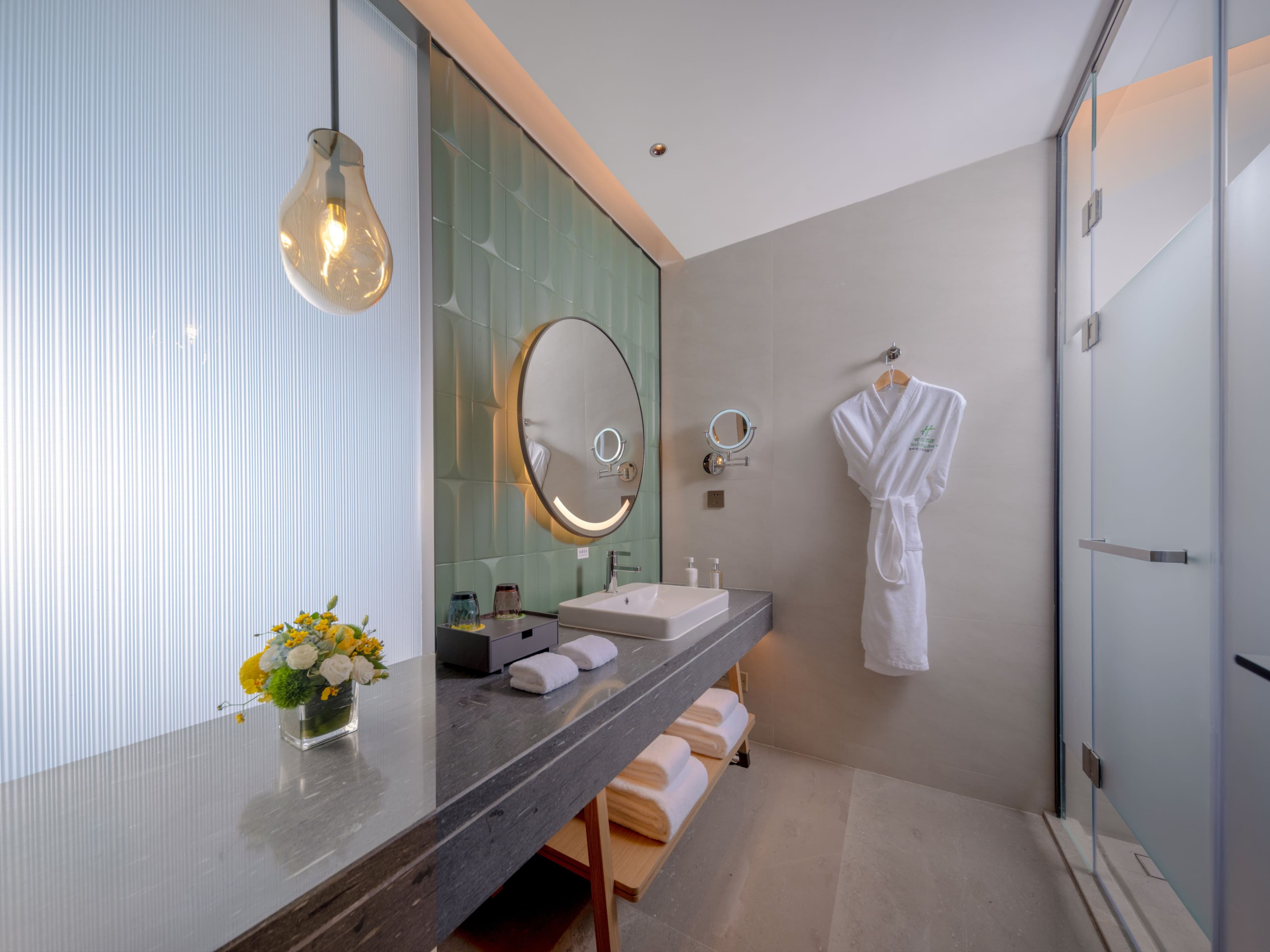 Standard Room - Image 7