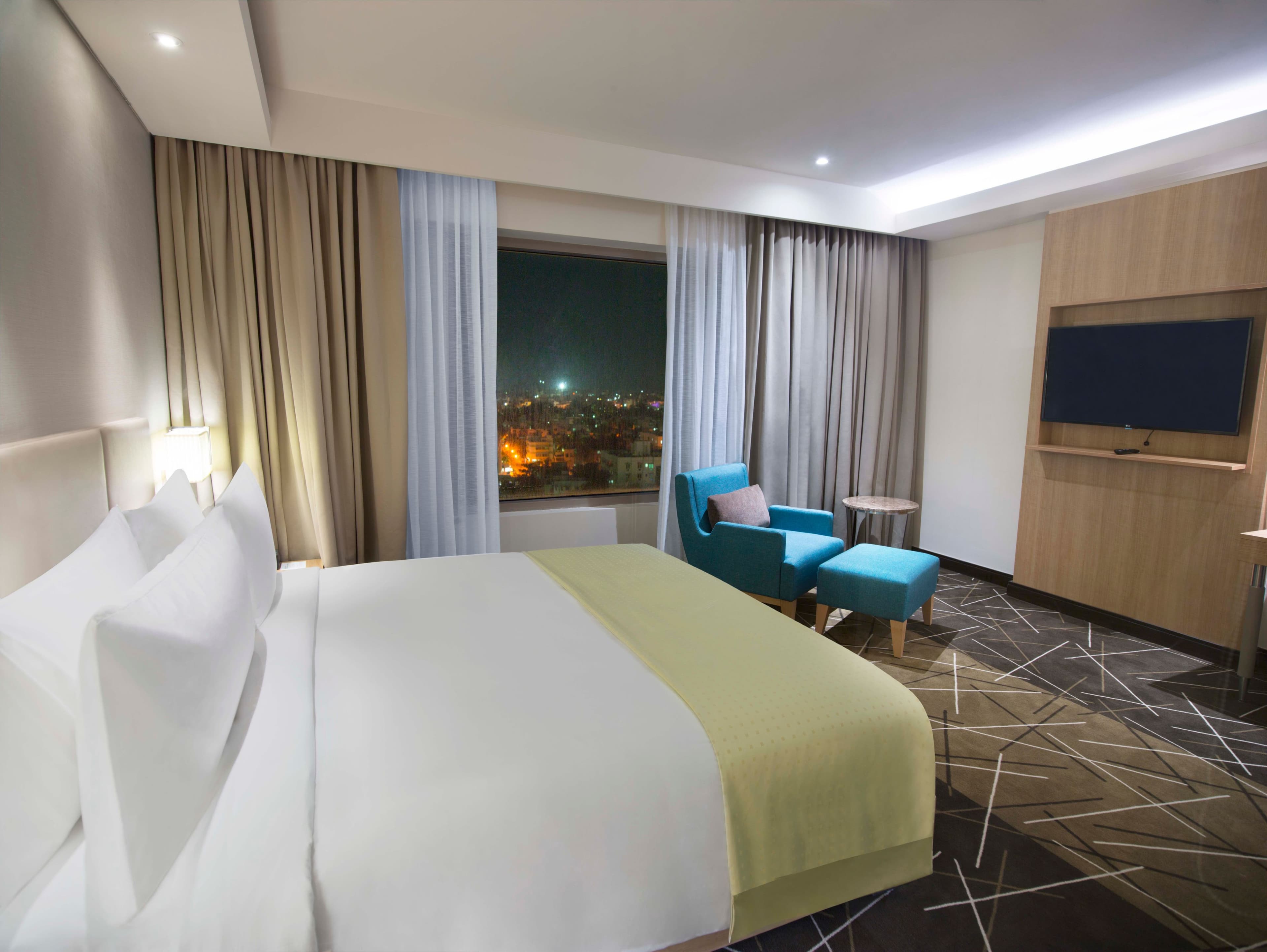 Holiday Inn Chennai OMR IT Expressway - Image 2