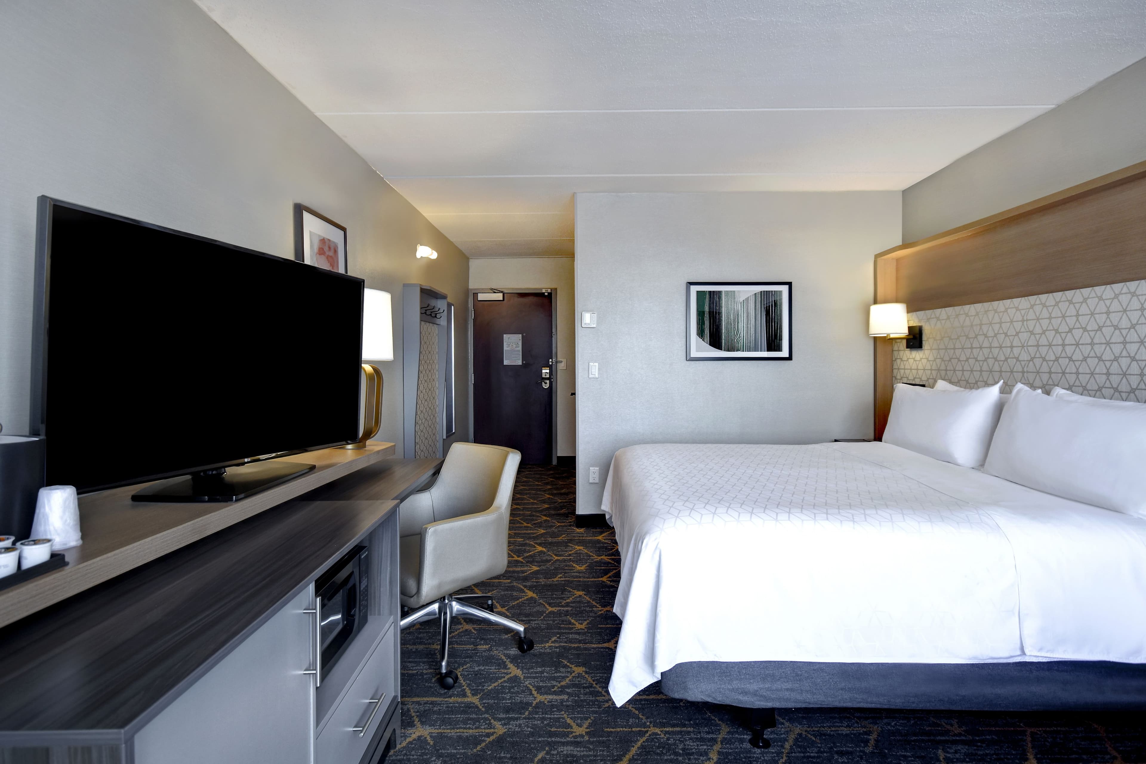 Holiday Inn Philadelphia-Cherry Hill — 10
