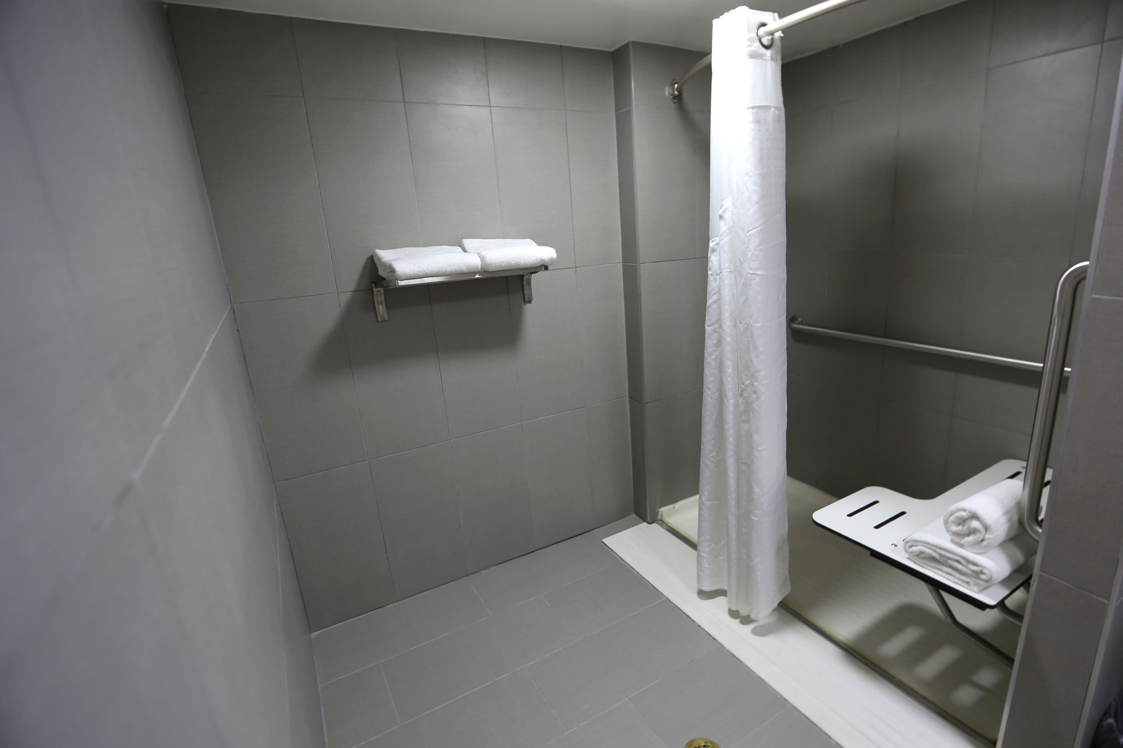 Holiday Inn Chicago O'Hare Area — 13