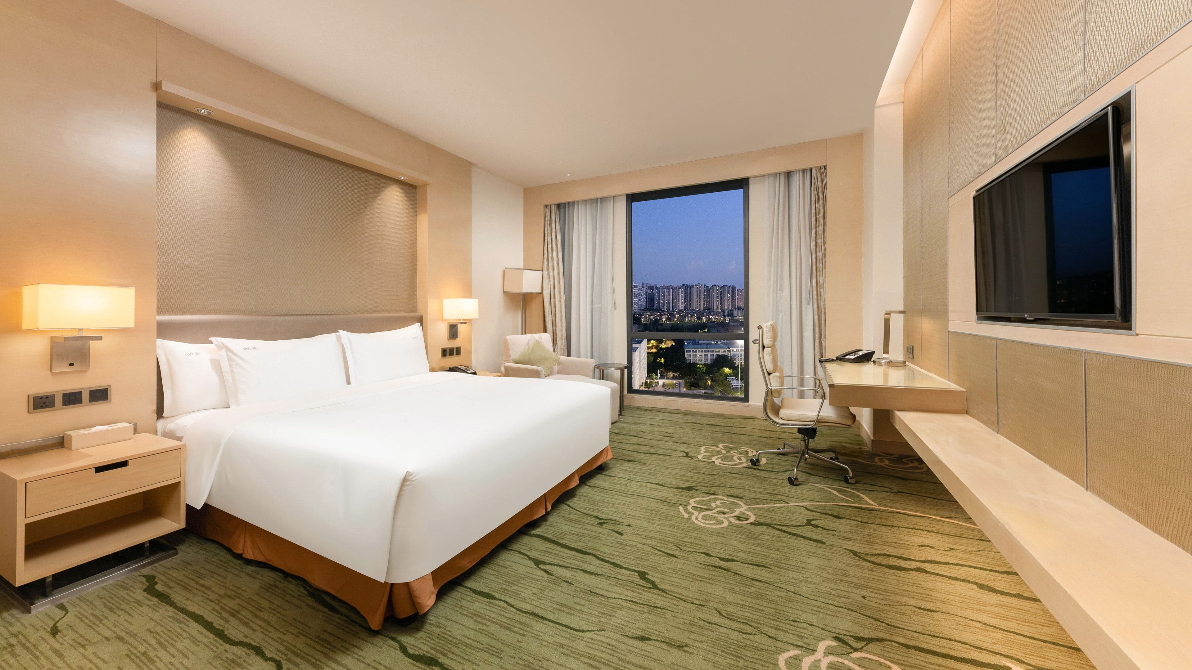 Holiday Inn Chongqing University Town — 7