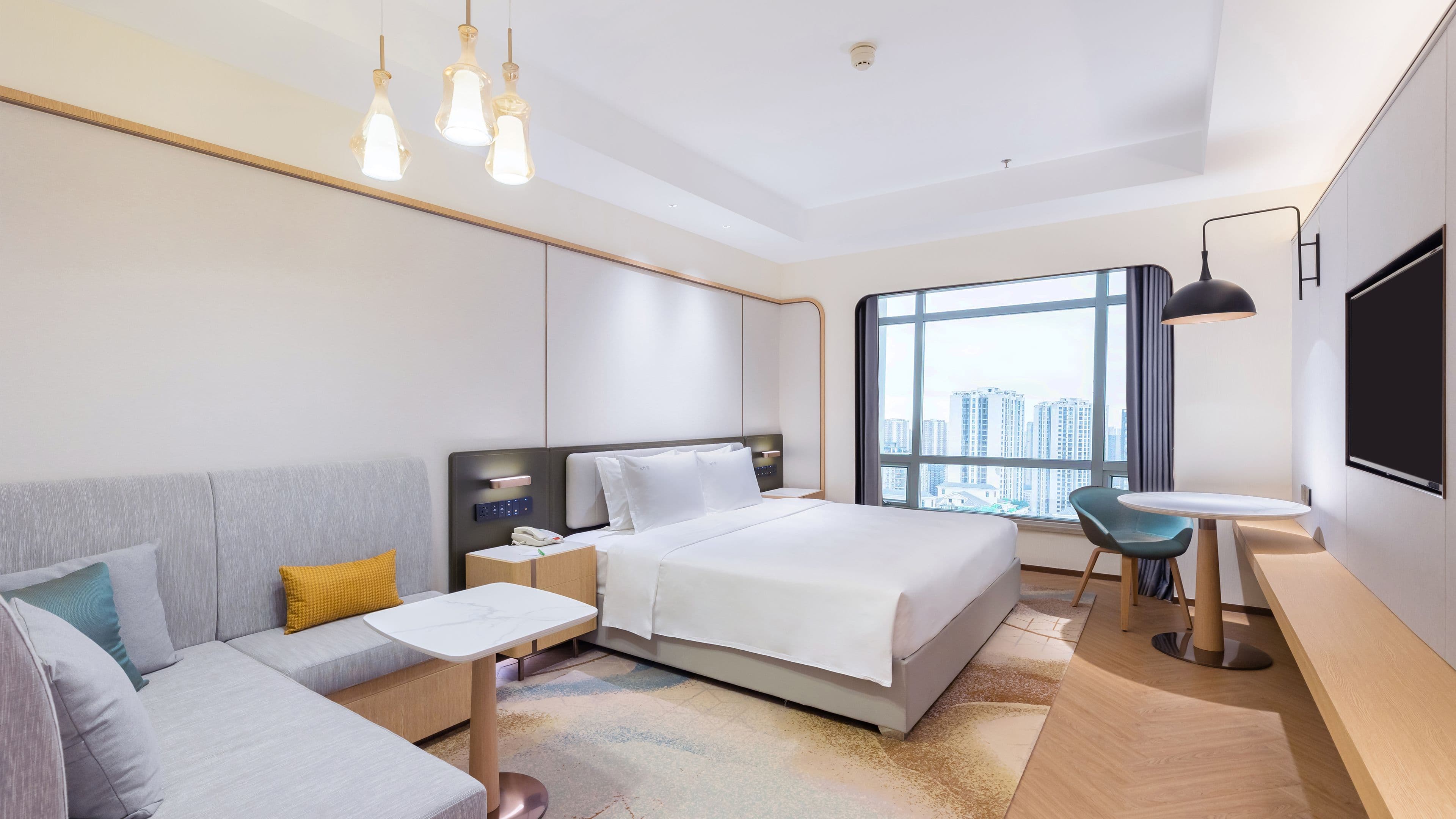 Holiday Inn Chongqing Guanyinqiao — 7