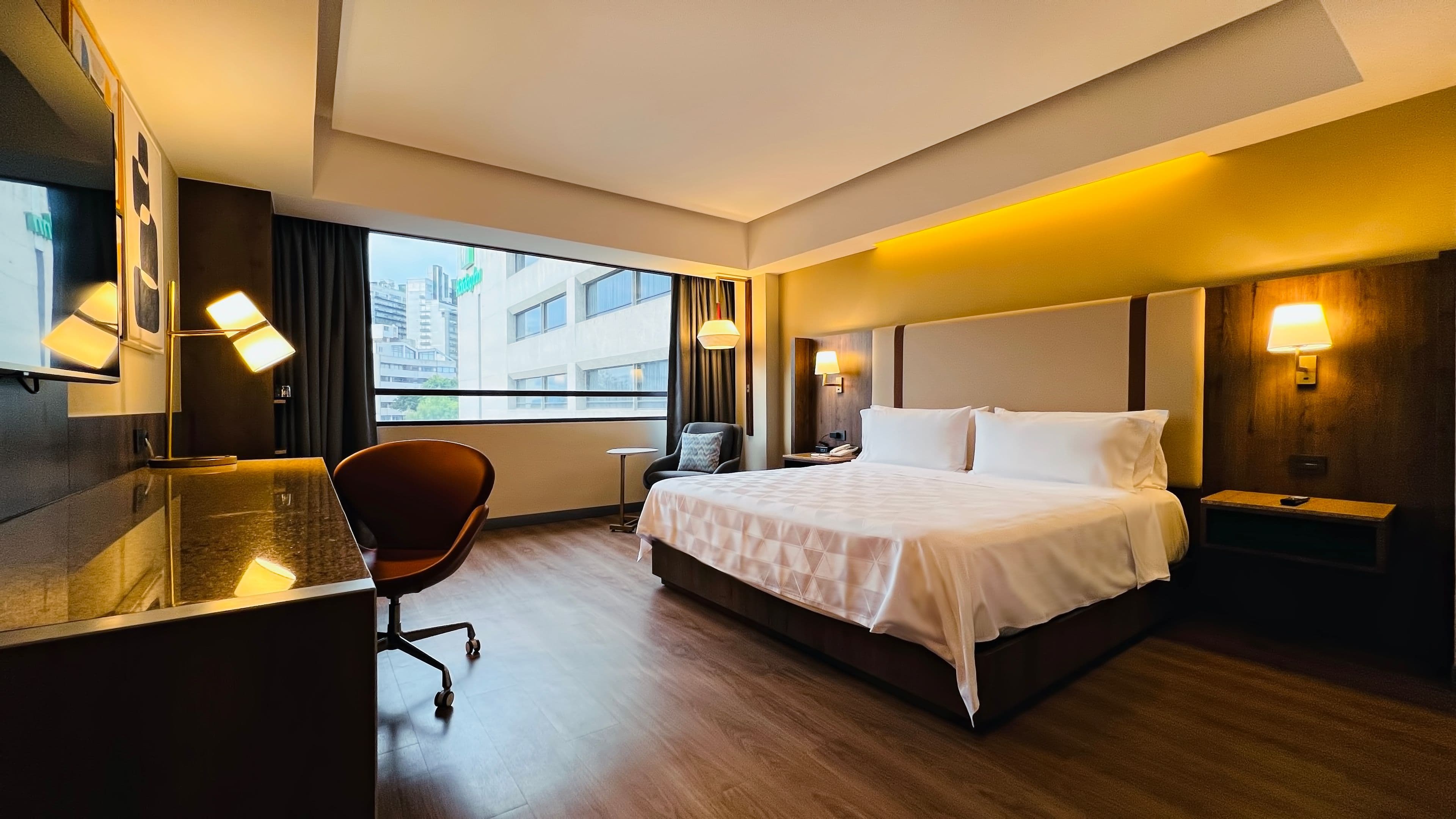 Holiday Inn Mexico City-Plaza Universidad — 6