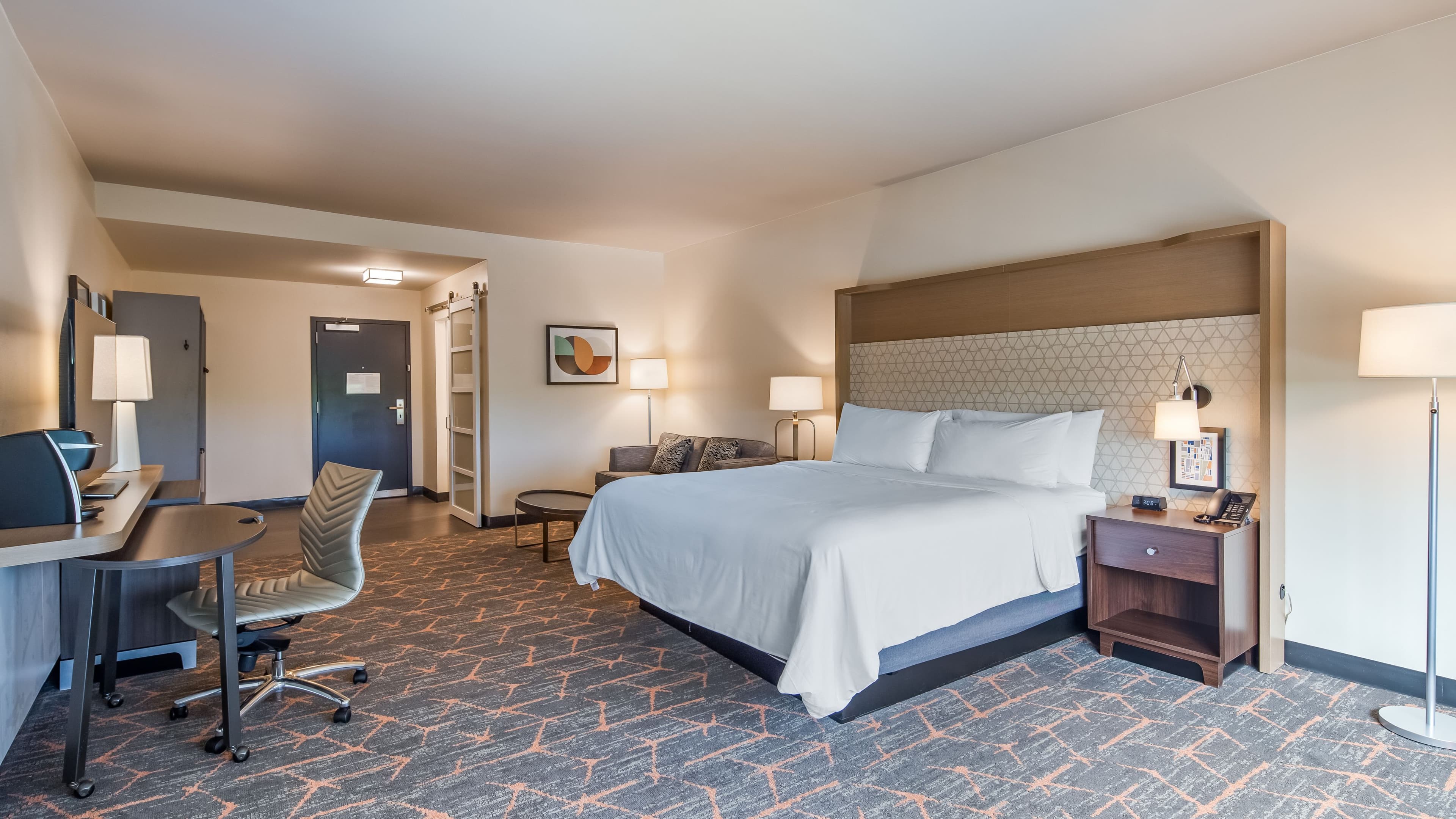 Holiday Inn Clarksville Northeast - Image 5