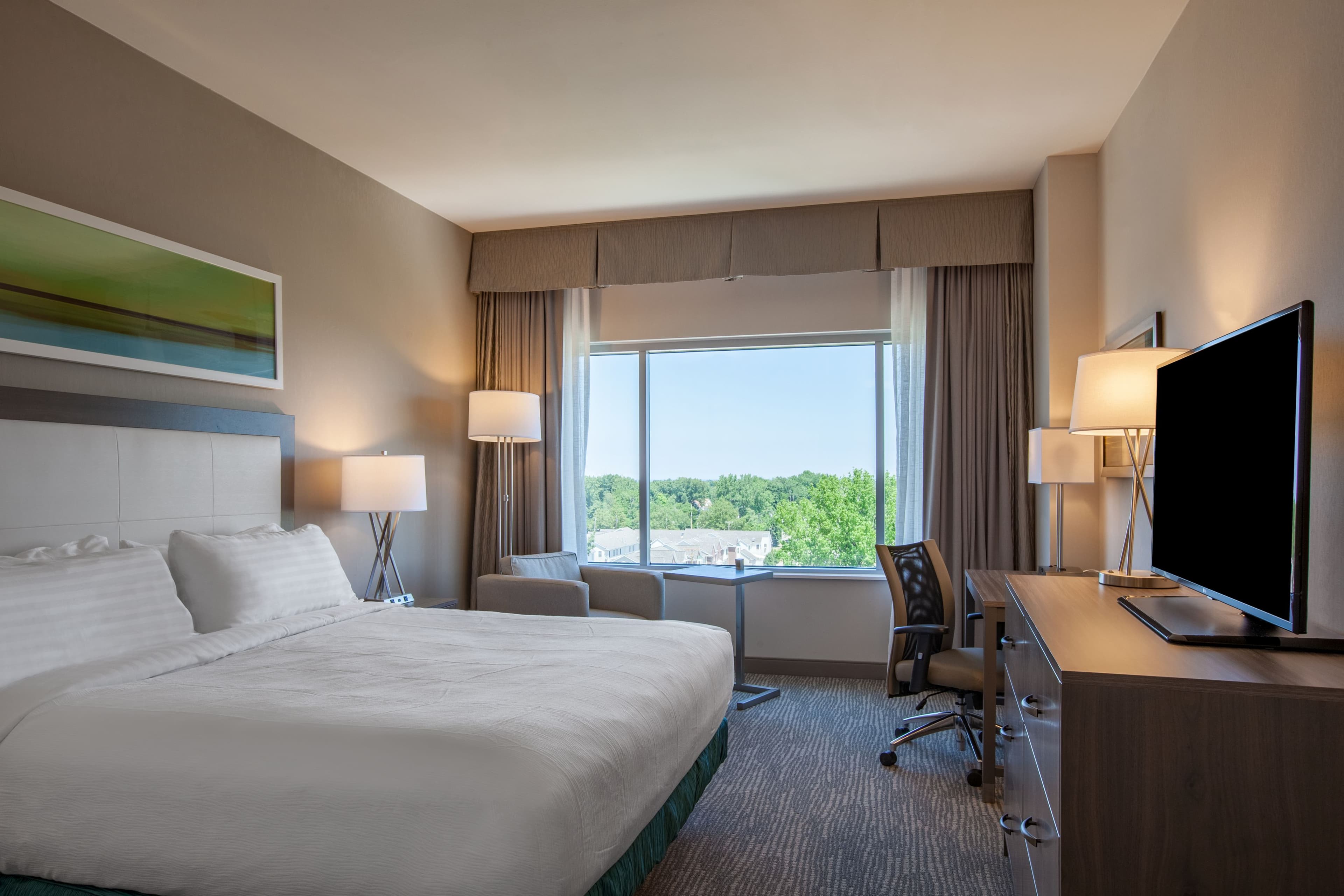 Holiday Inn Cleveland Clinic - Image 5