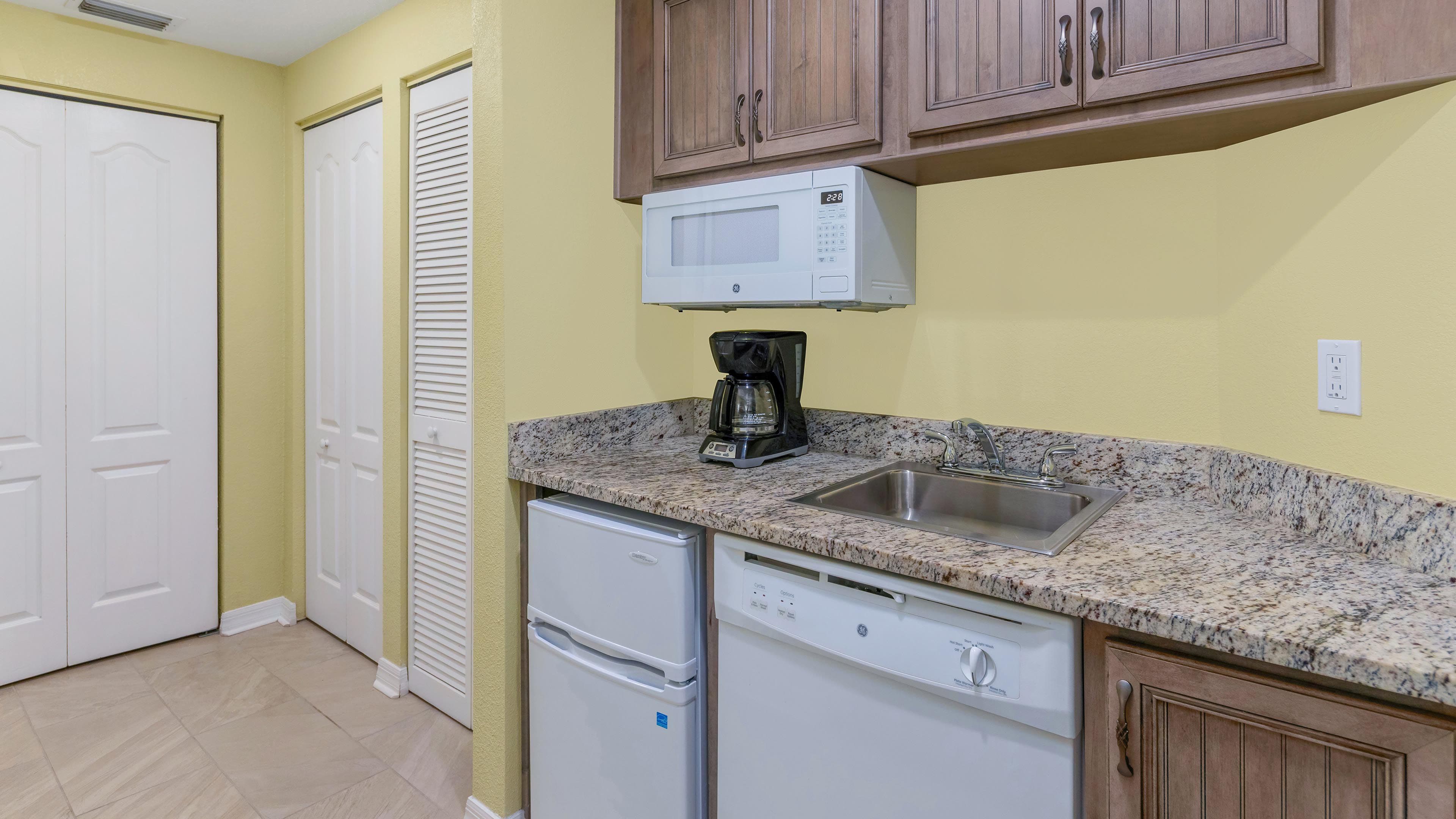 Holiday Inn Club Vacations Cape Canaveral Beach Resort - Image 4