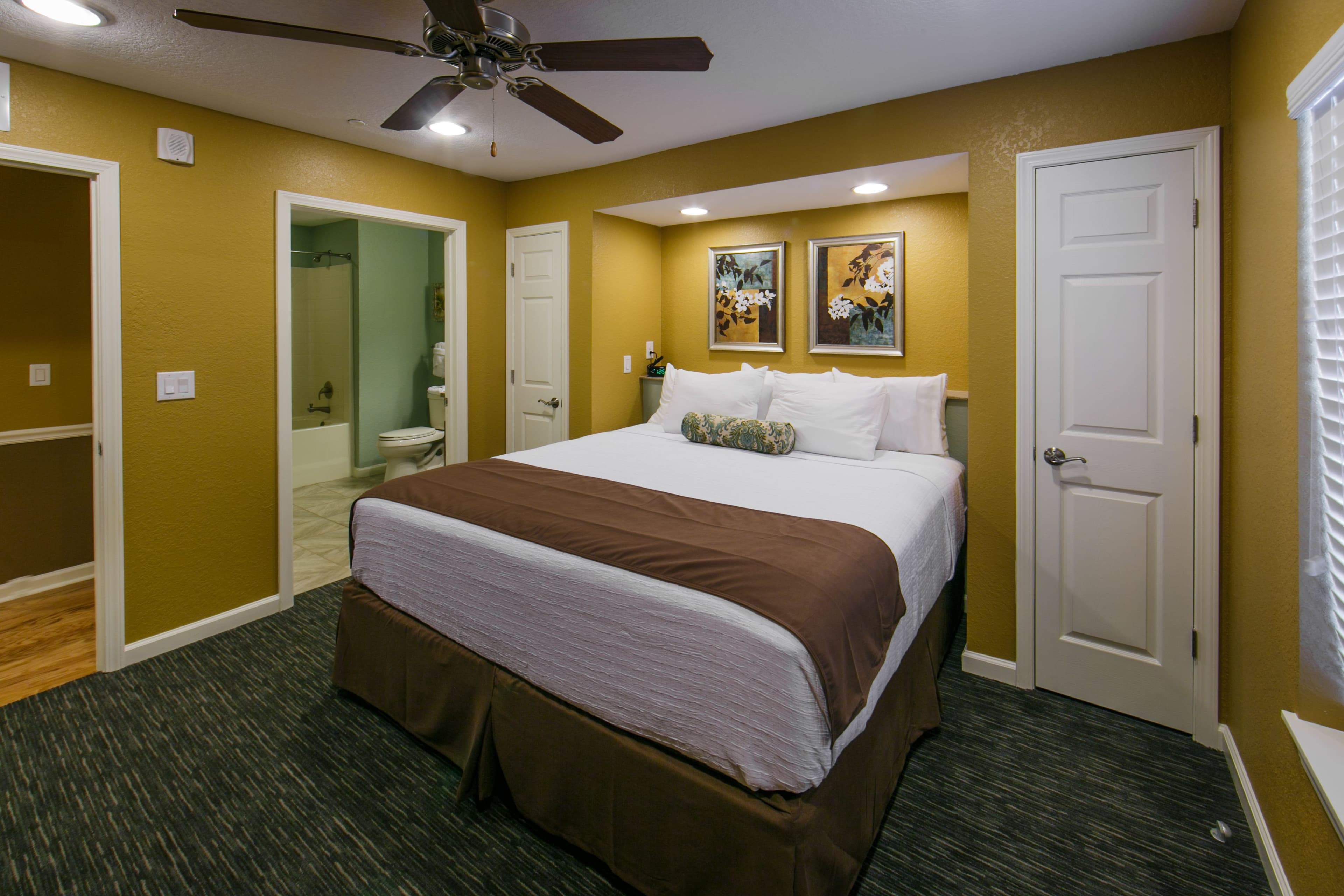Holiday Inn Club Vacations Orlando Breeze Resort - Image 3