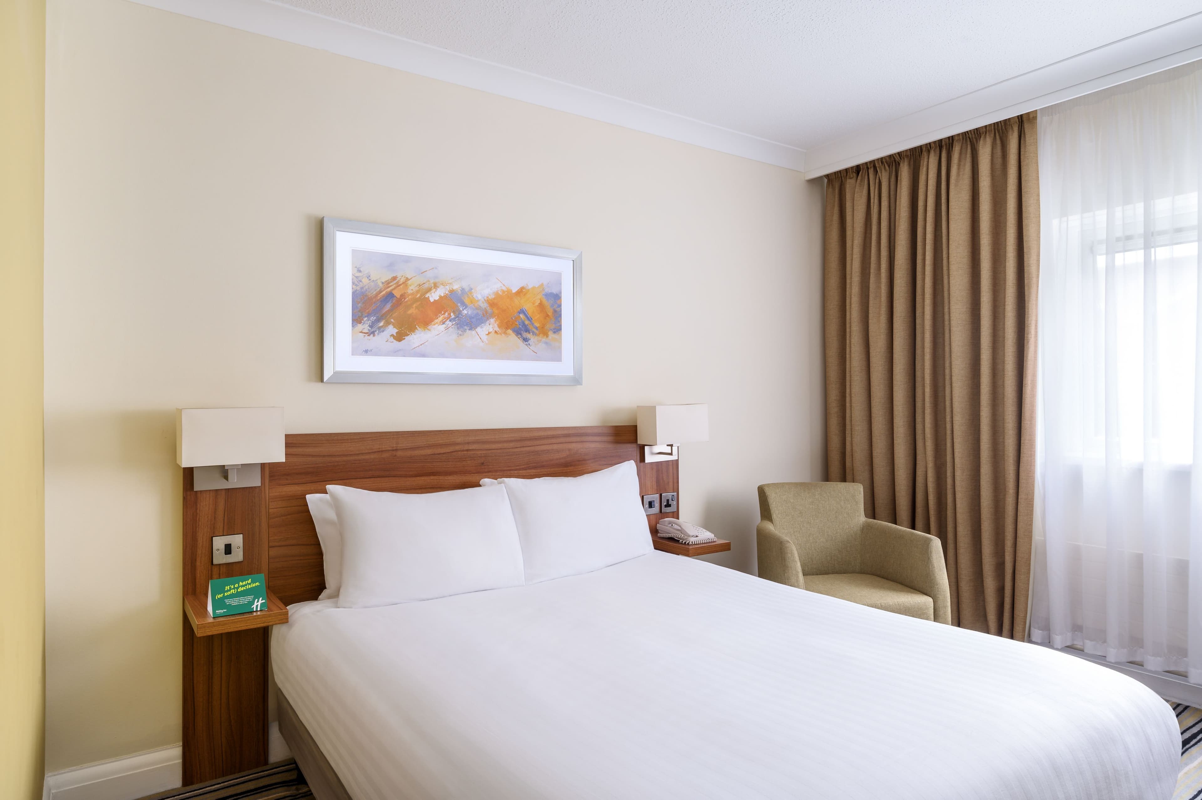 Holiday Inn Colchester - Image 4
