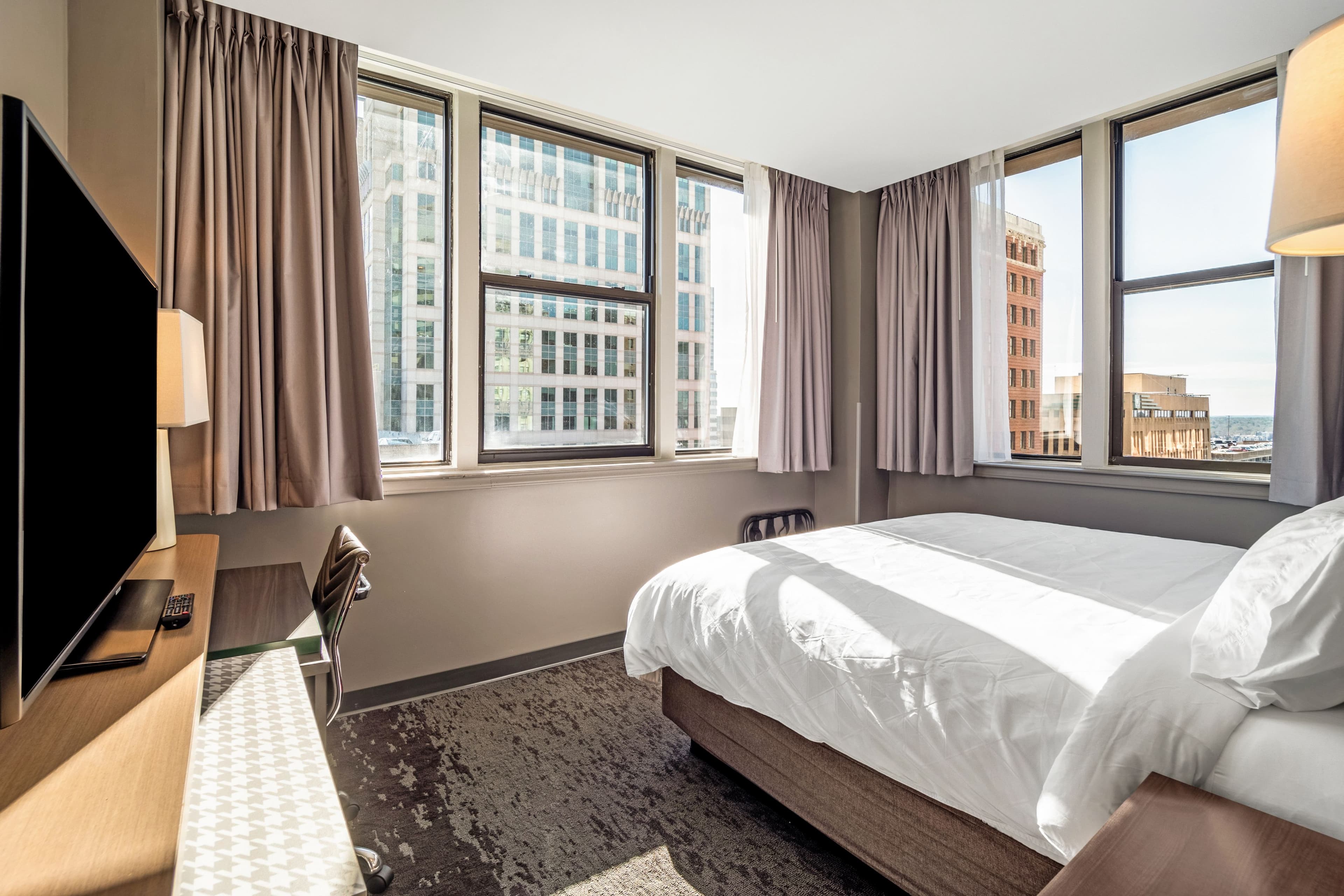 Holiday Inn Columbia - Downtown — 7