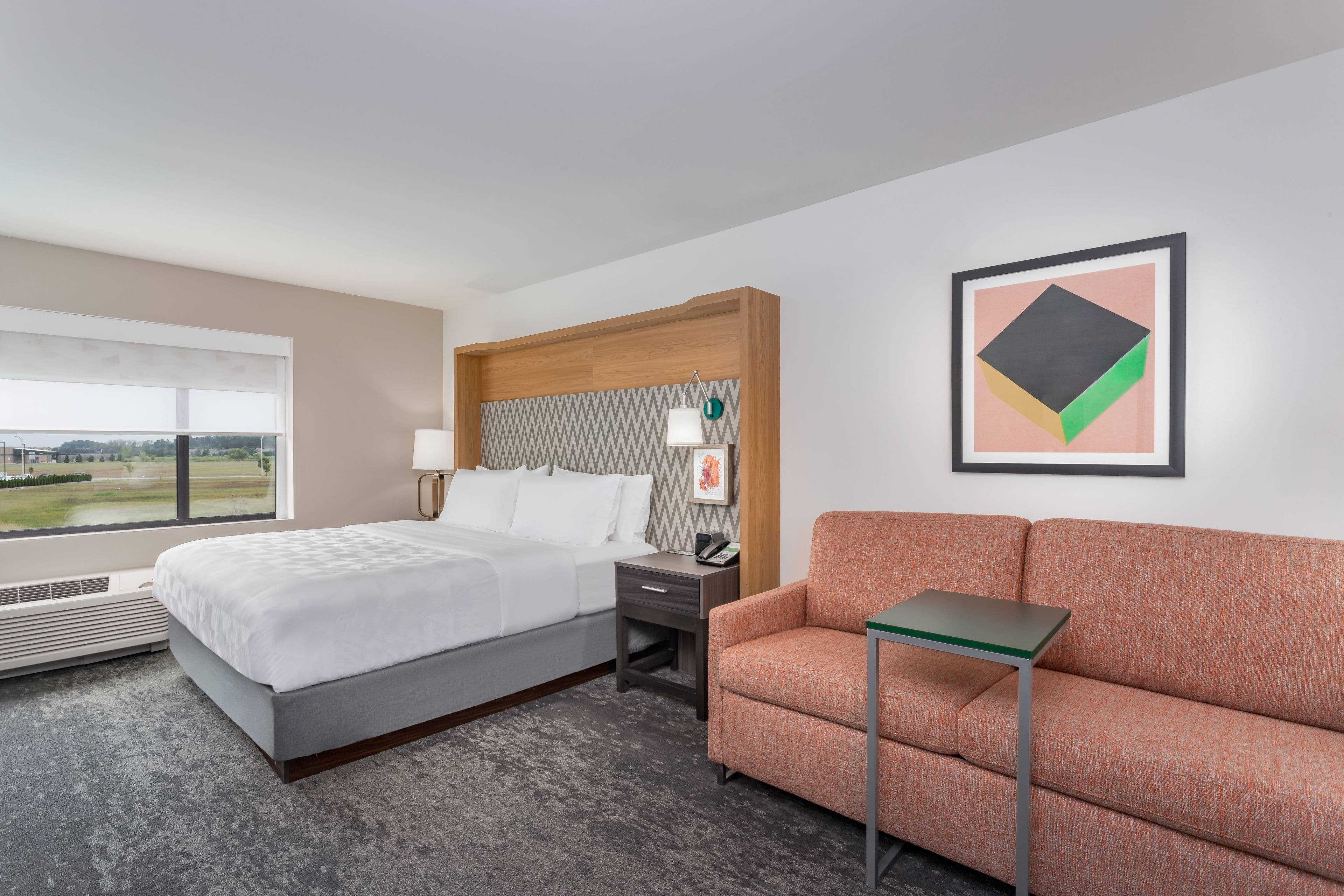 Holiday Inn Columbus — 7