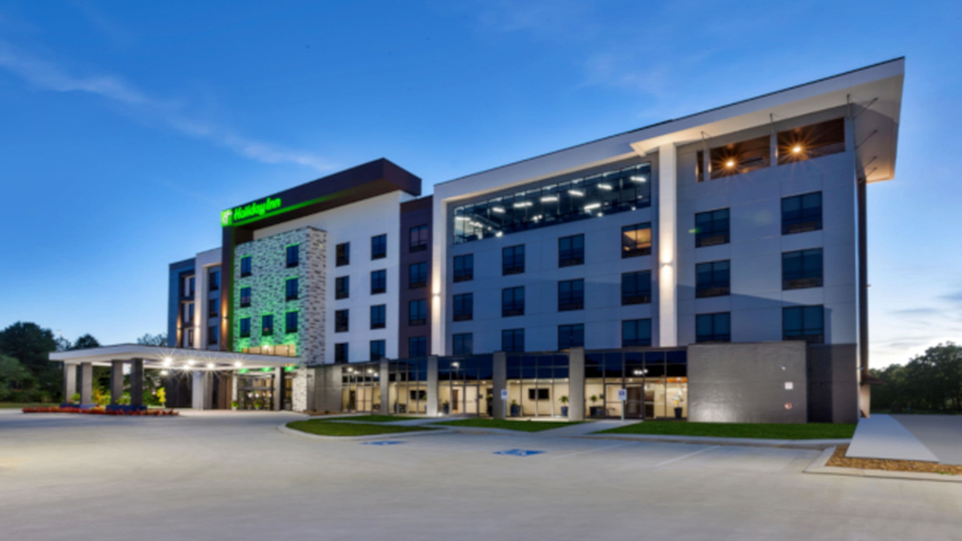 Holiday Inn Cookeville - Image 1