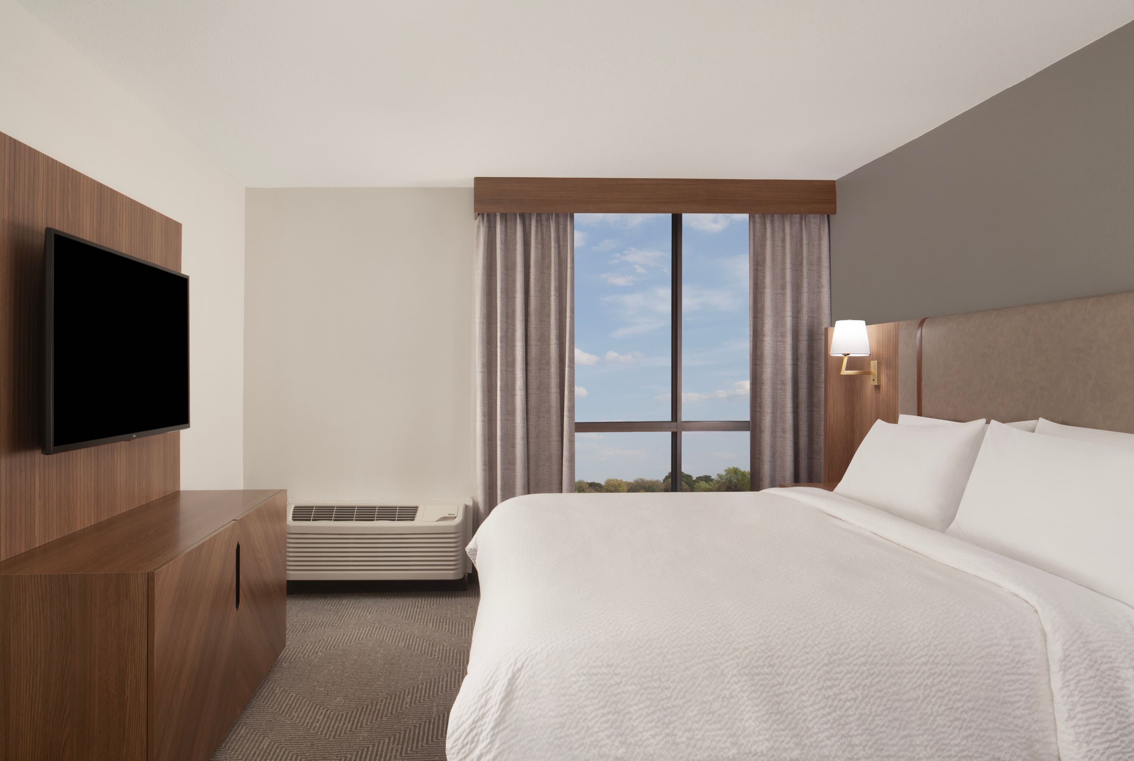 Holiday Inn Corpus Christi Arpt & Conf Ctr — 2