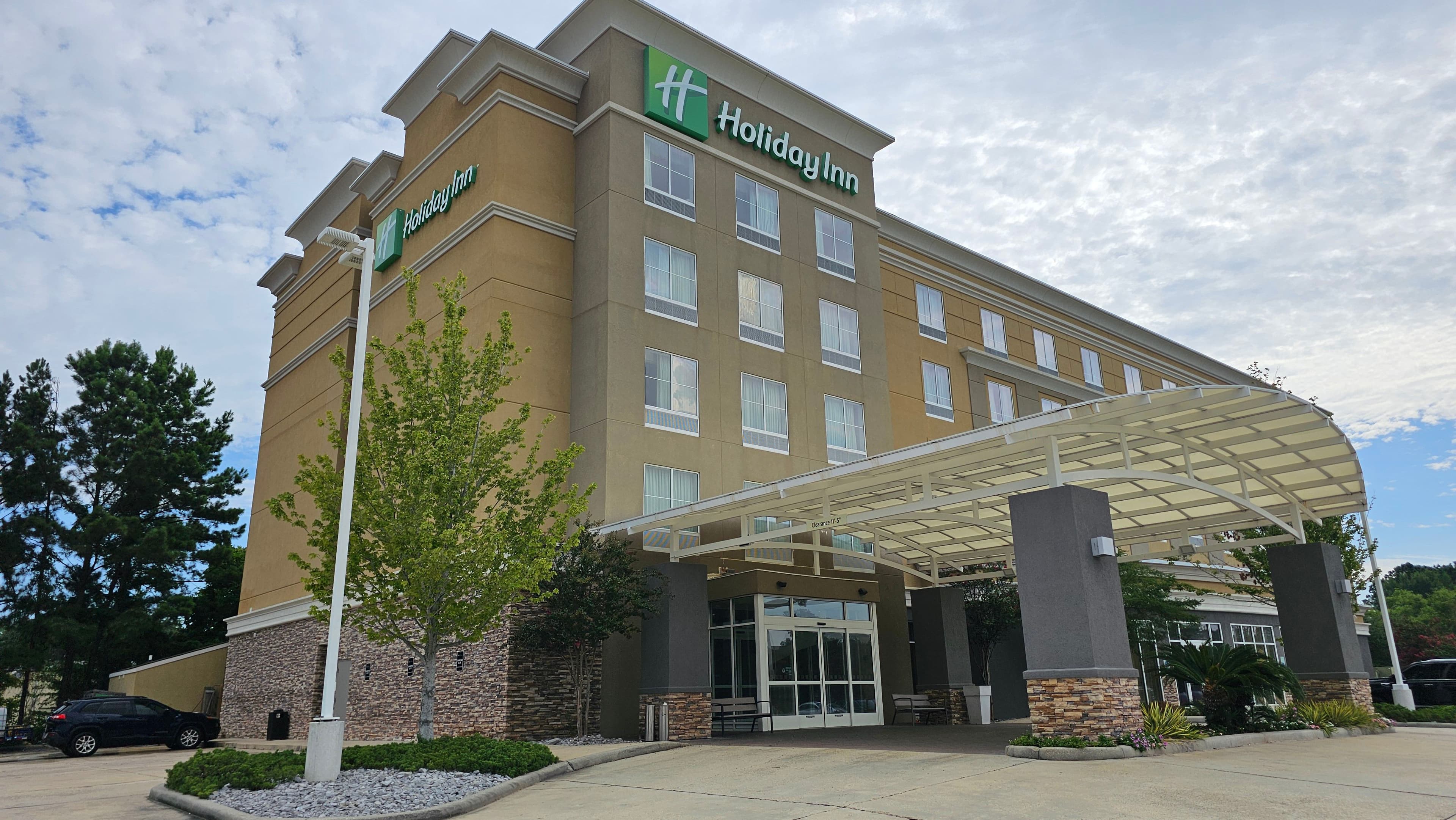 Holiday Inn Covington - Image 1