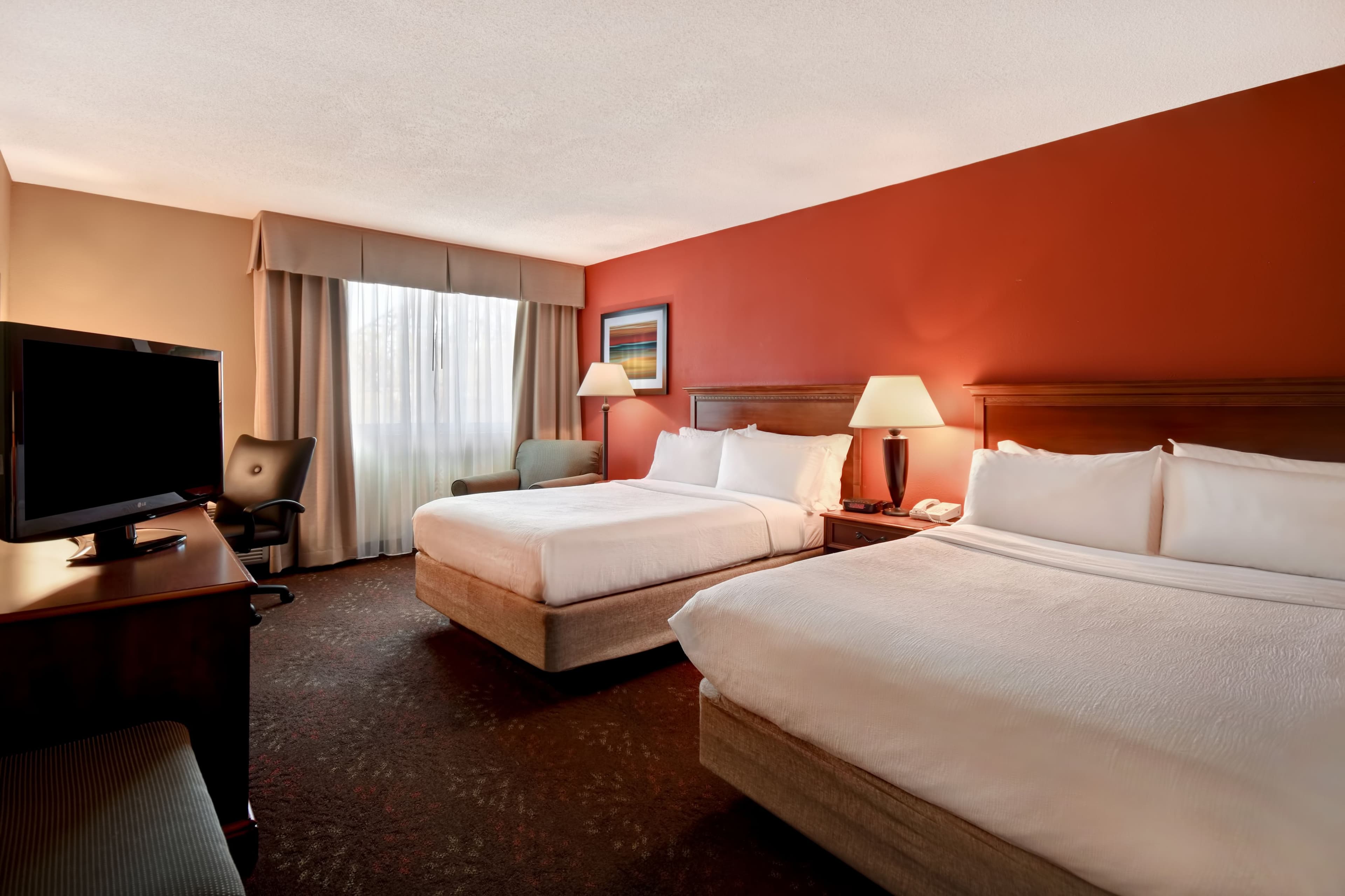 Holiday Inn Cincinnati-Riverfront — 17
