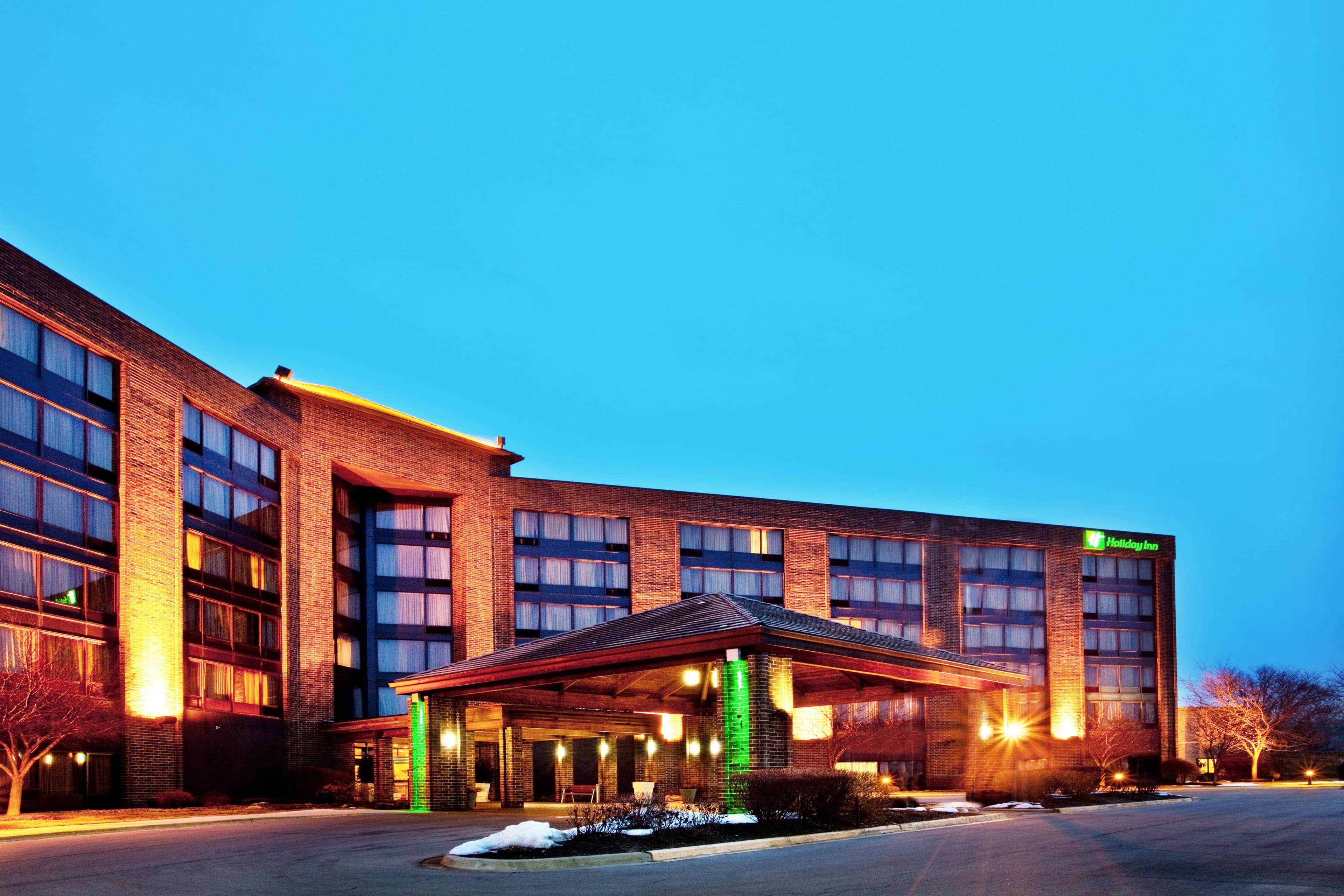 Holiday Inn Chicago Nw Crystal Lk Conv Ctr - Image 1