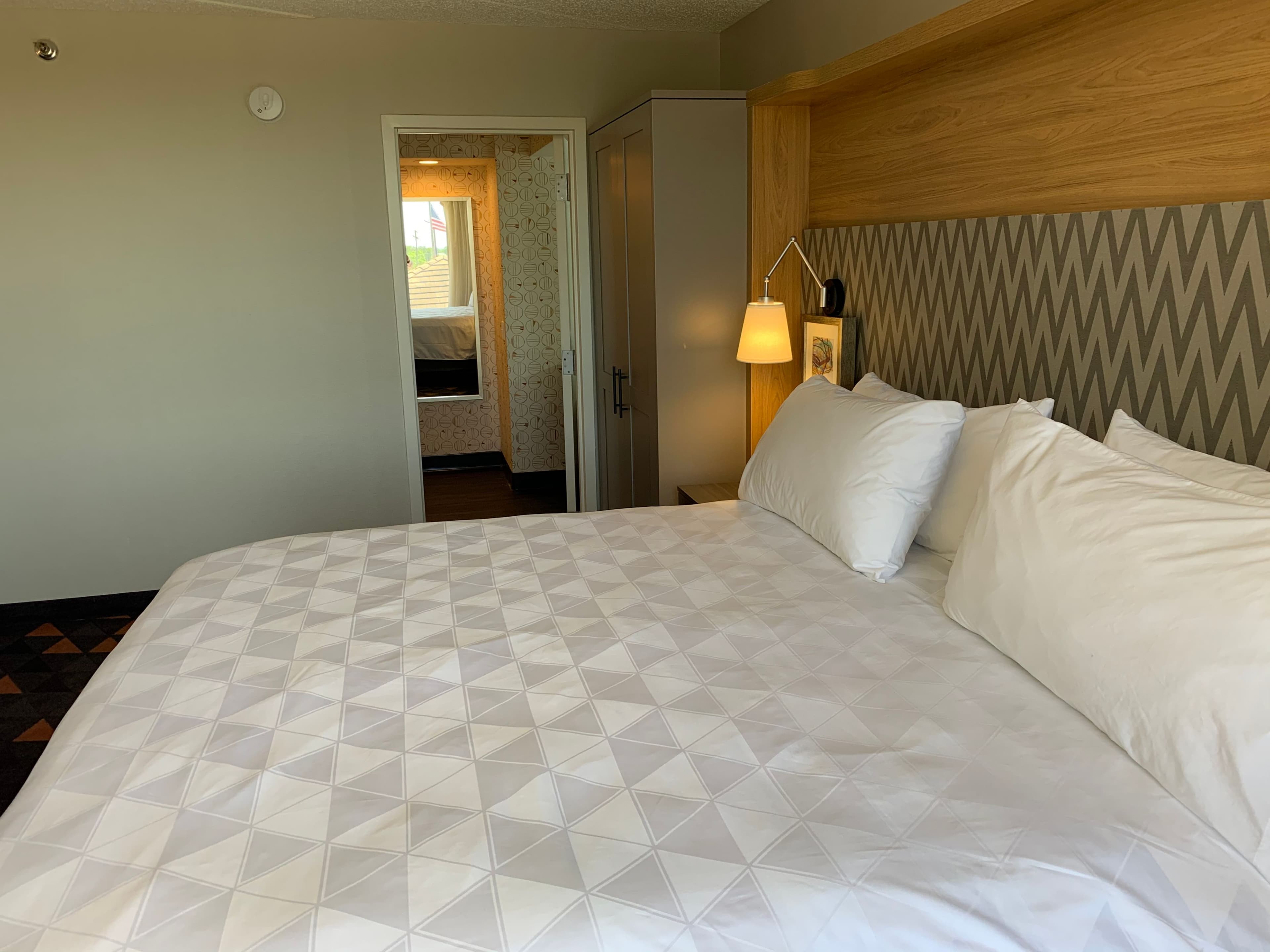 Holiday Inn Chicago Nw Crystal Lk Conv Ctr — 9