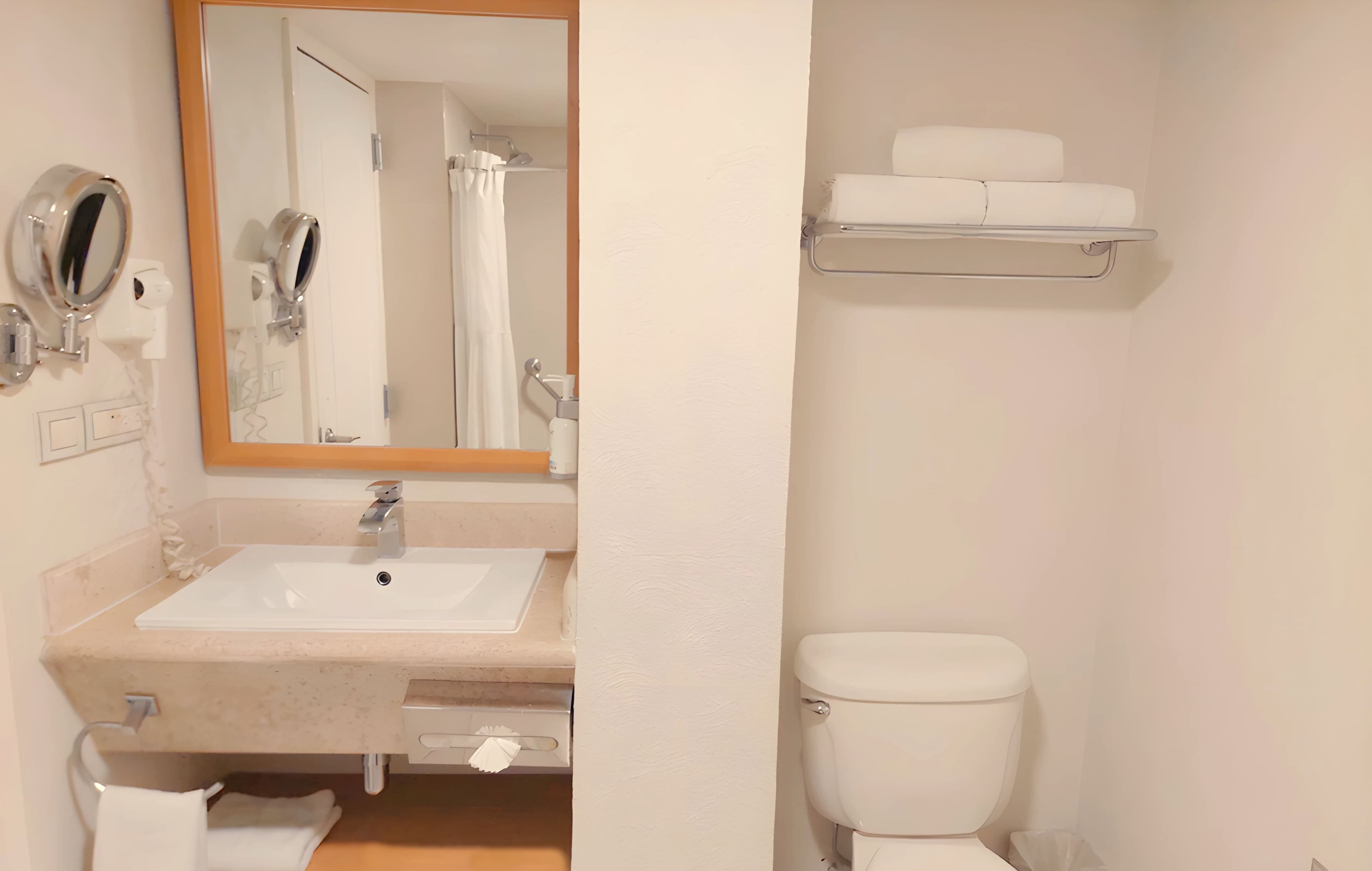 Holiday Inn Cuernavaca — 18