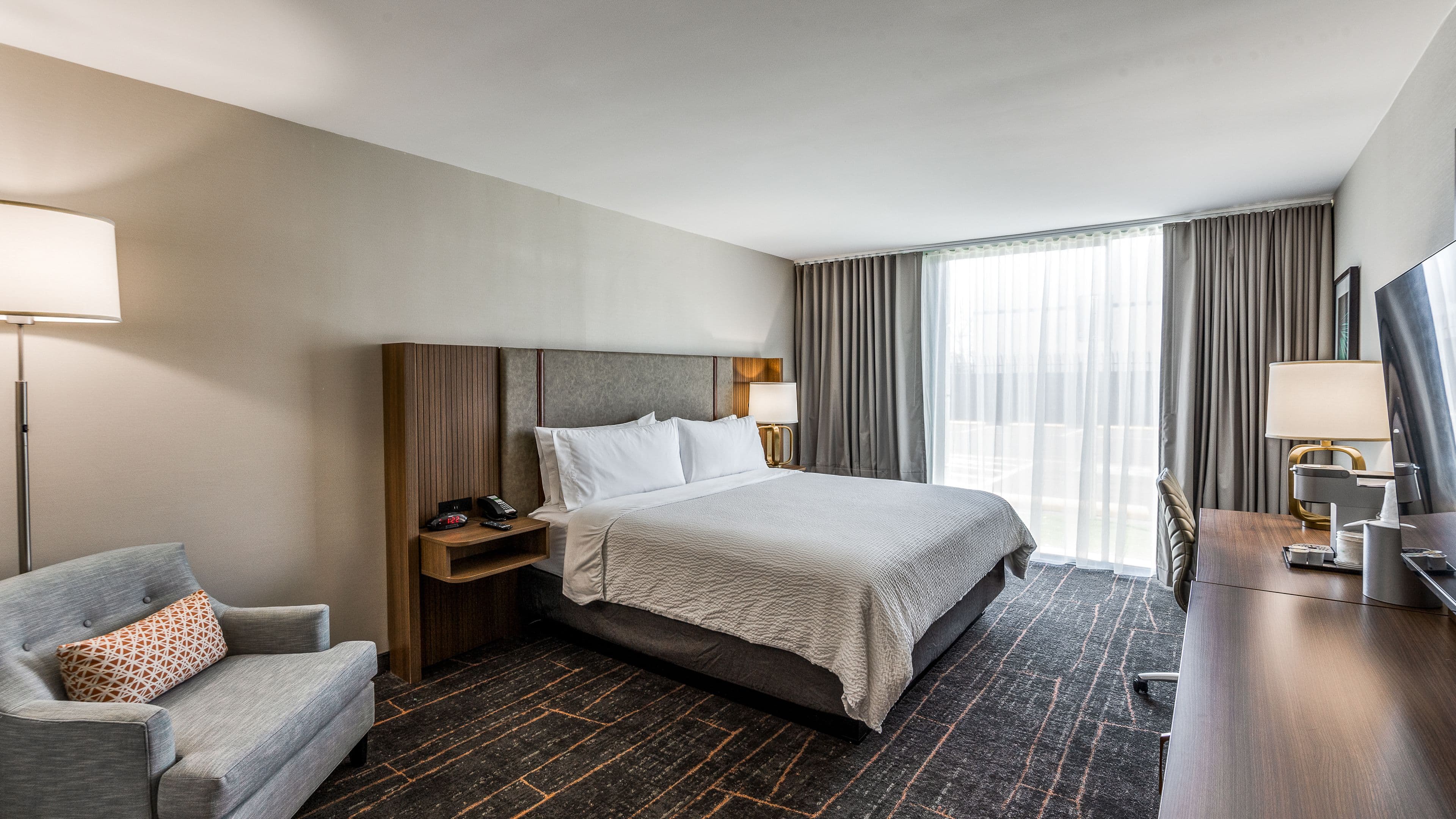 Holiday Inn Dallas Market Ctr Love Field - Image 4