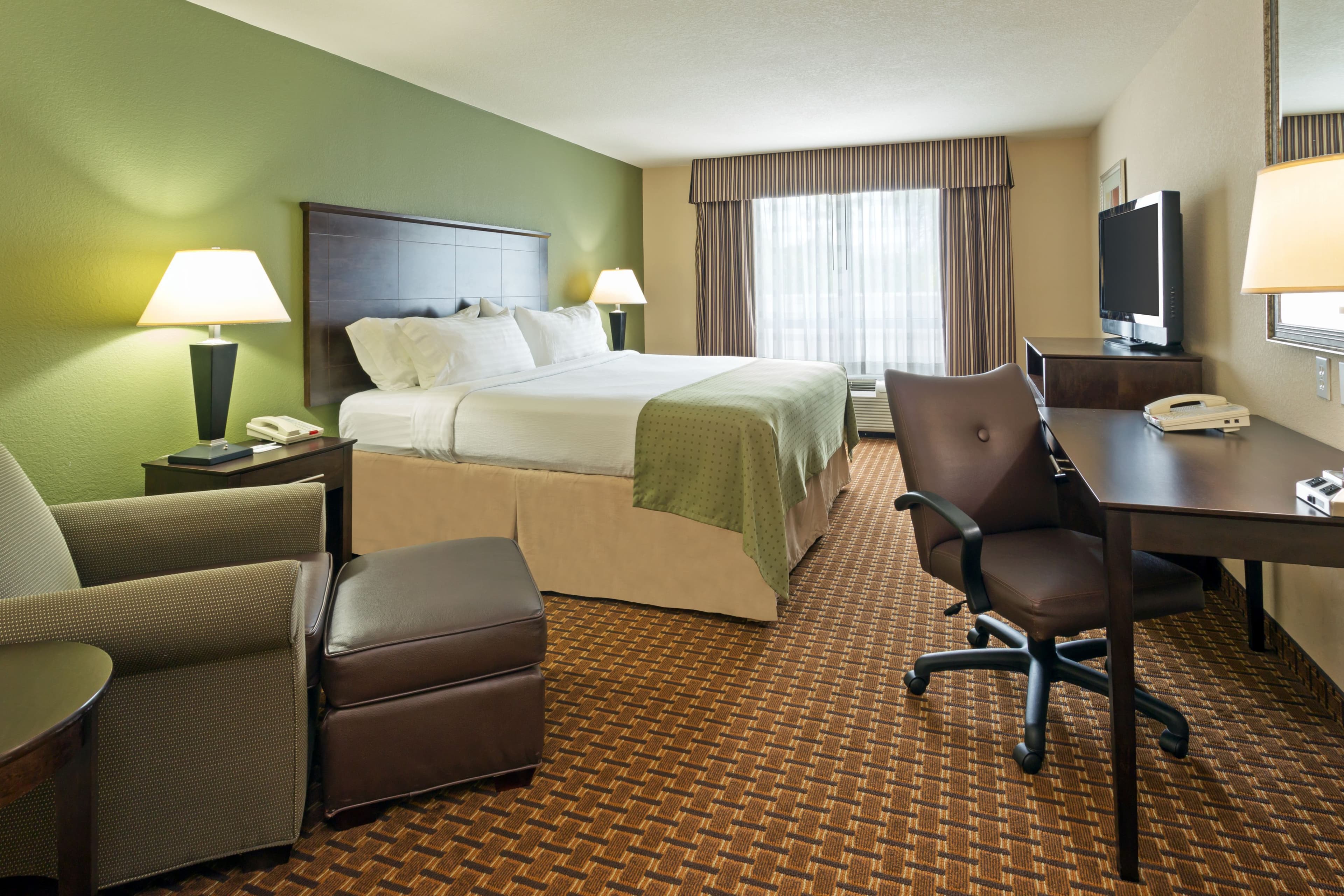 Holiday Inn Daytona Beach LPGA BLVD - Image 3