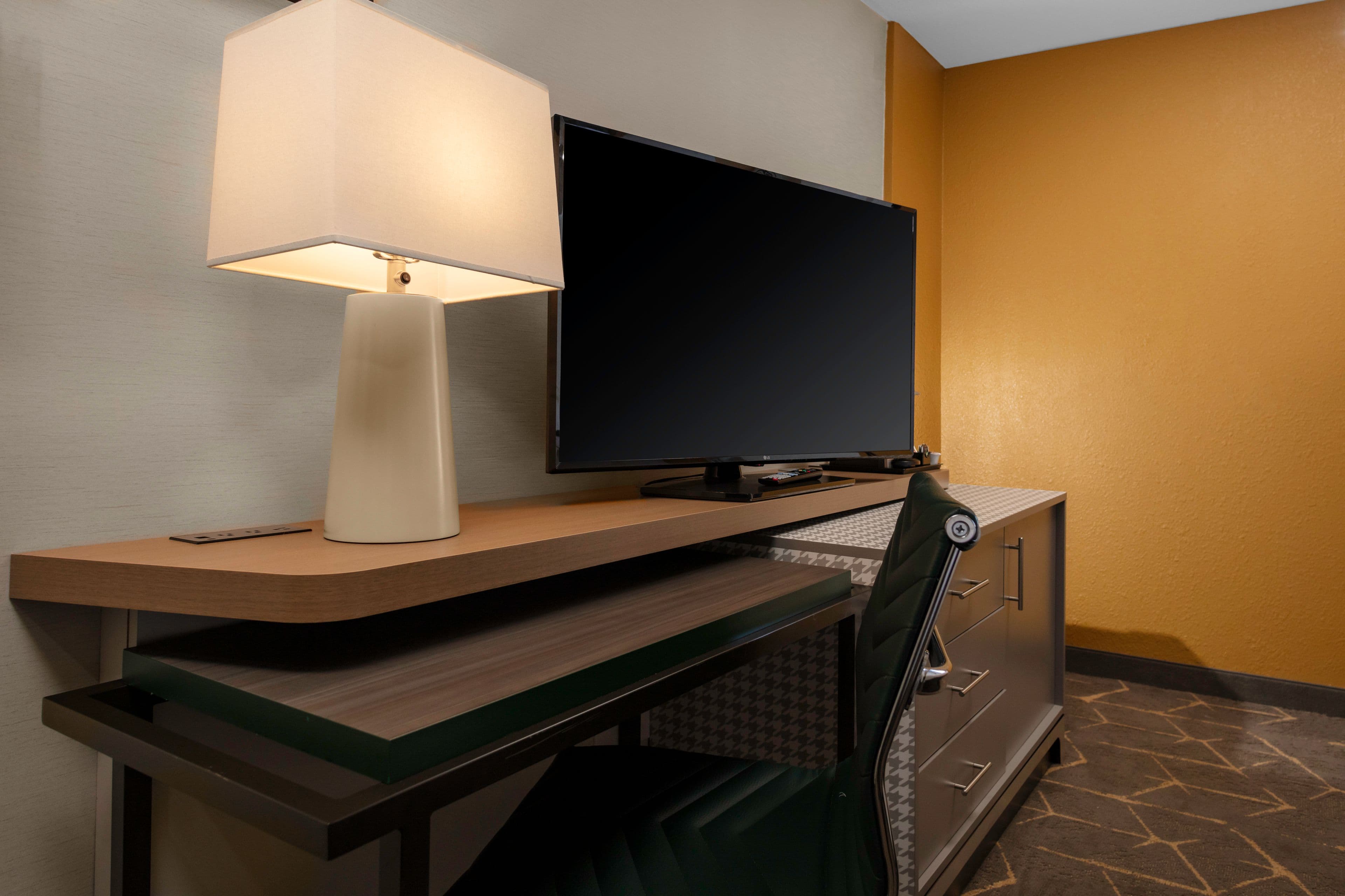 Holiday Inn Boston-Dedham Htl & Conf Ctr - Image 5