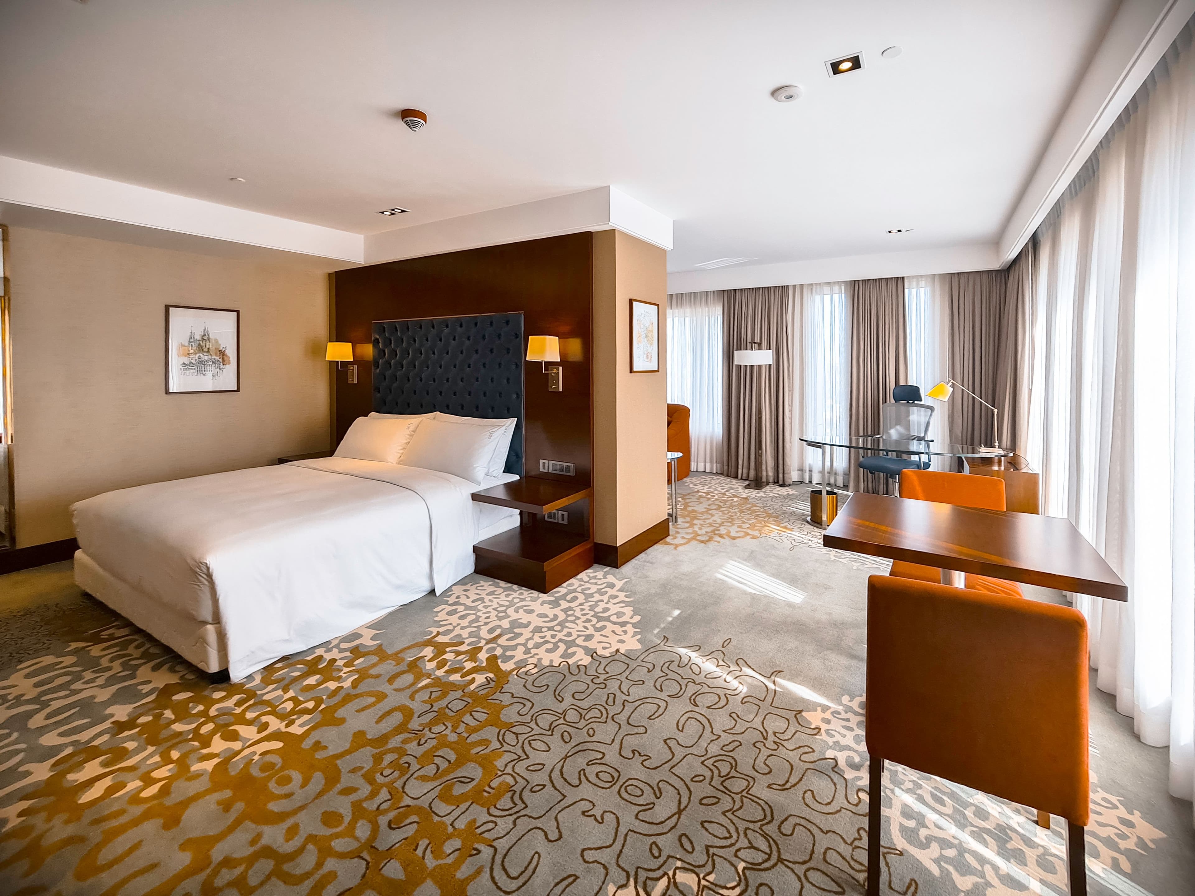 Holiday Inn Dhaka City Centre — 11