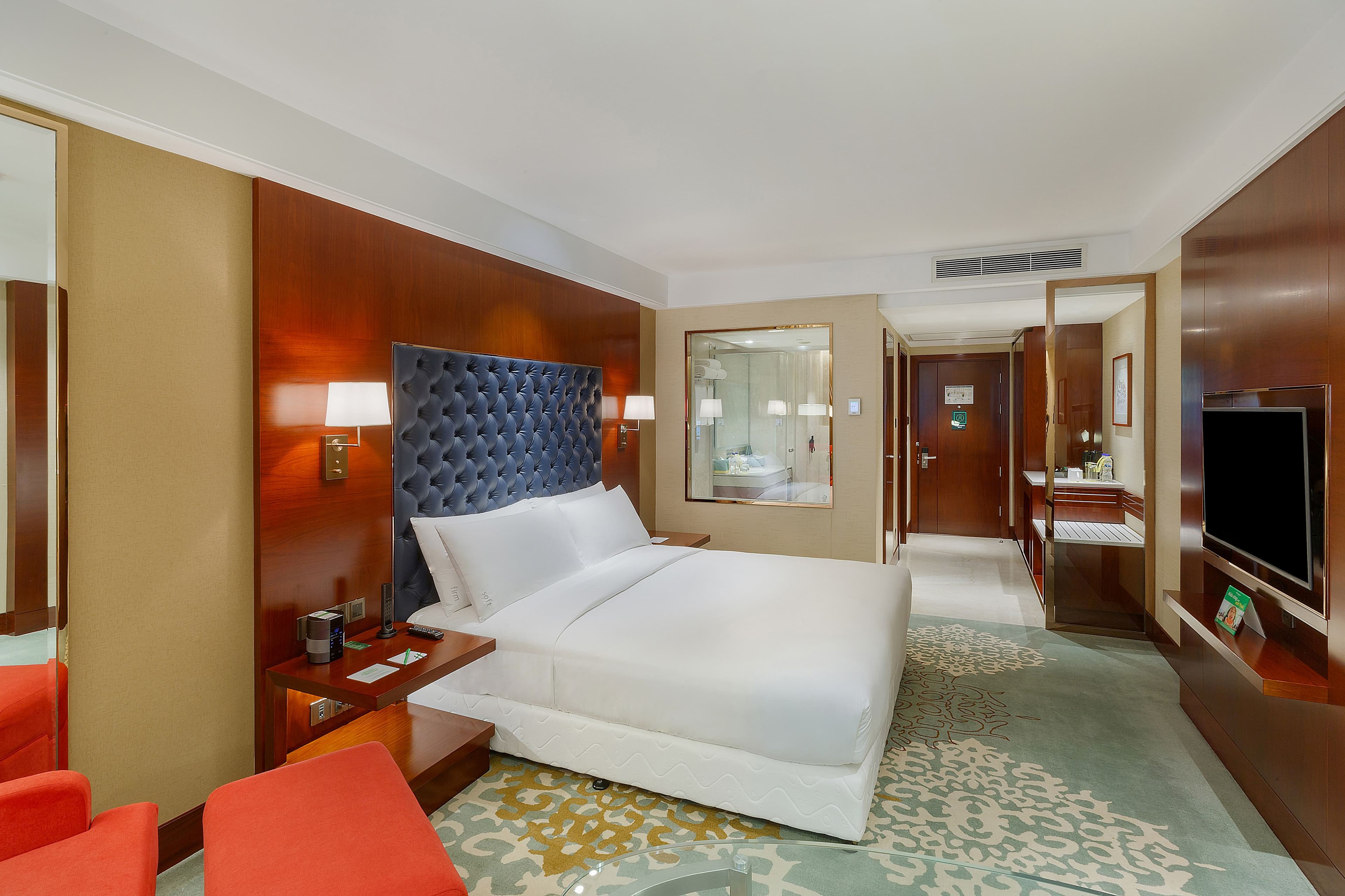 Holiday Inn Dhaka City Centre - Image 2