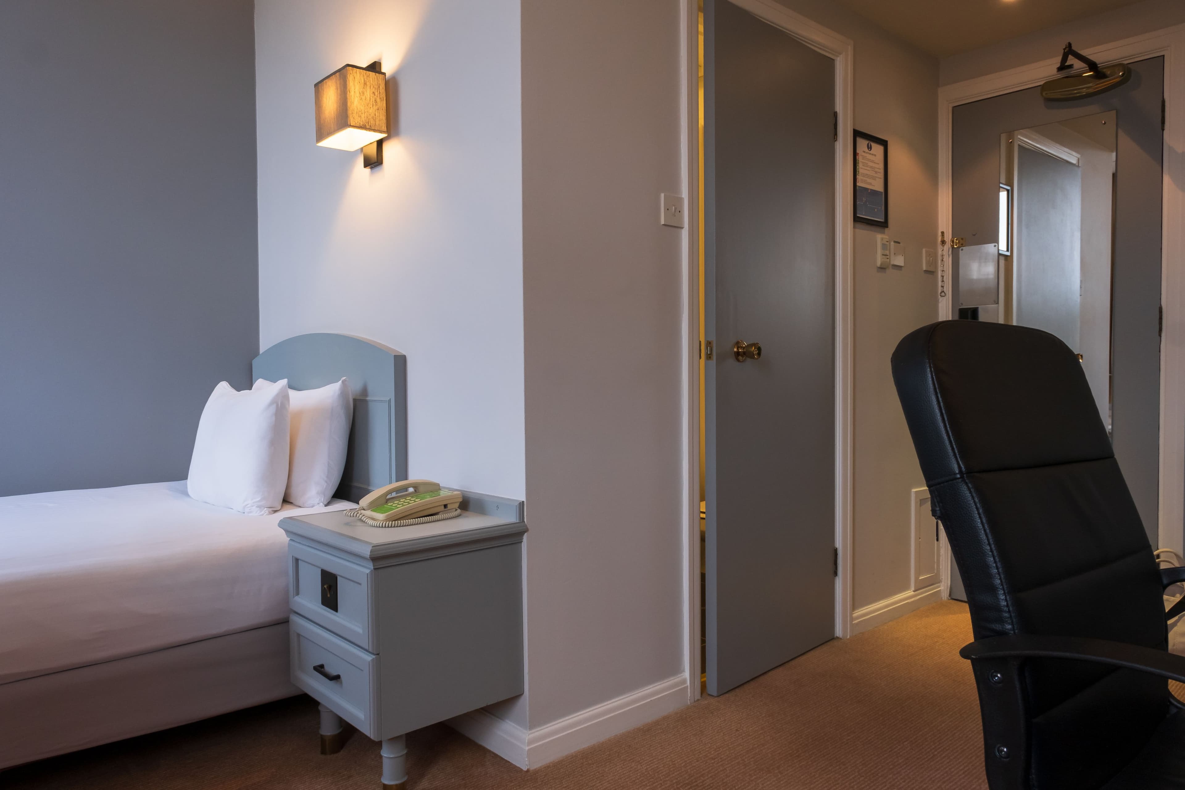 Holiday Inn Doncaster A1 (M), Jct.36 - Image 4