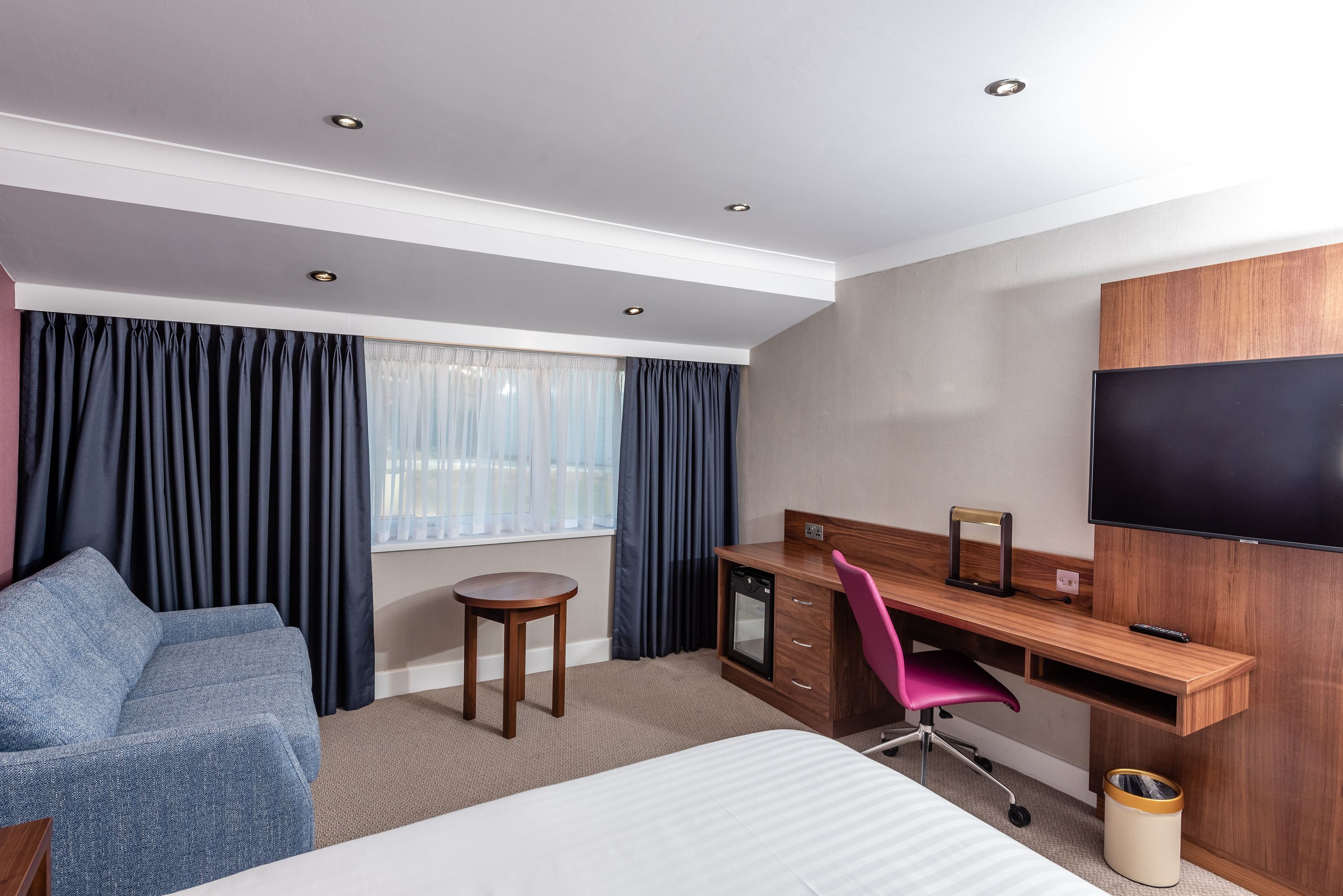 Holiday Inn Dover — 7