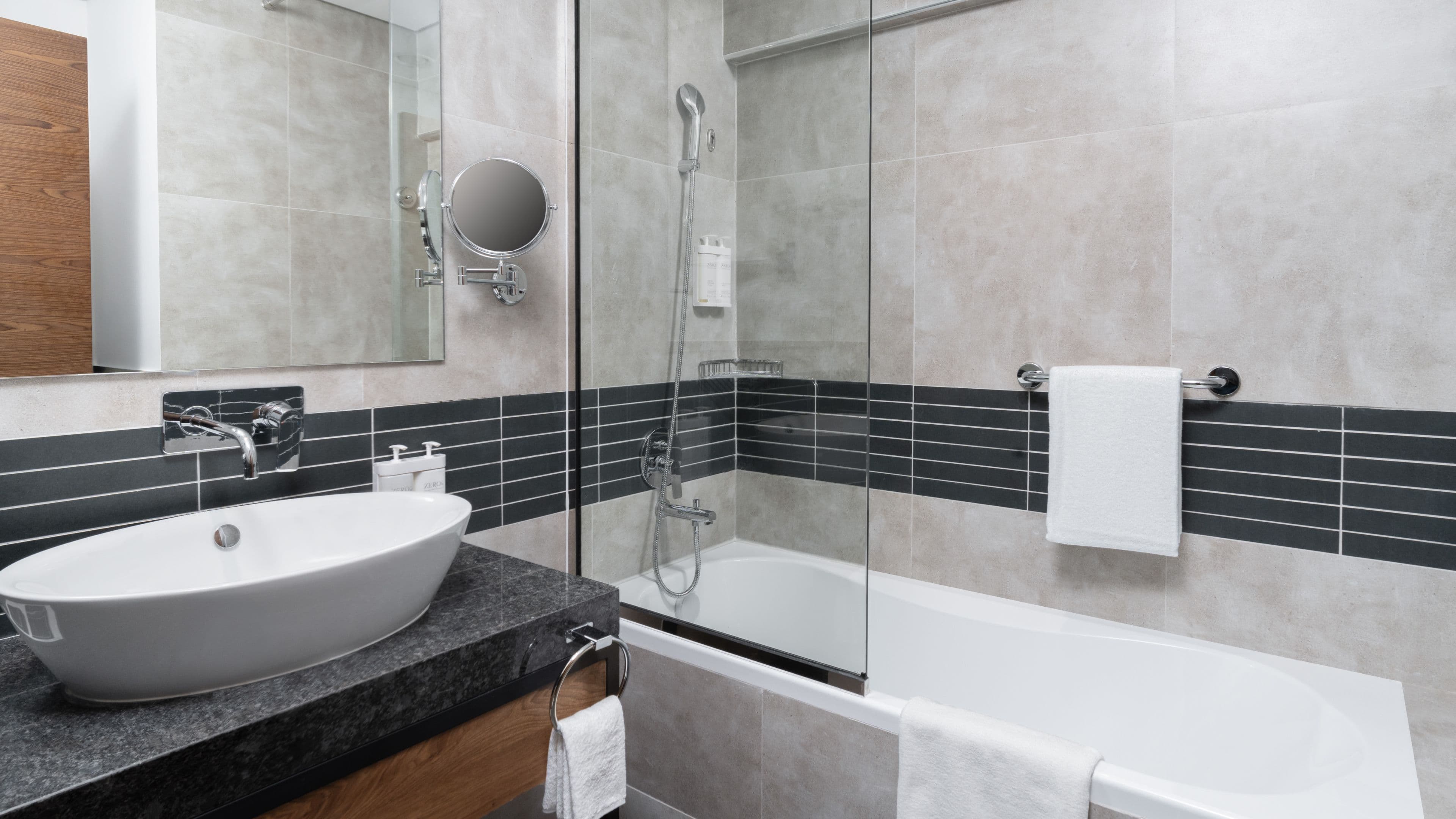Holiday Inn Dubai Jumeirah Village Circle - Image 3