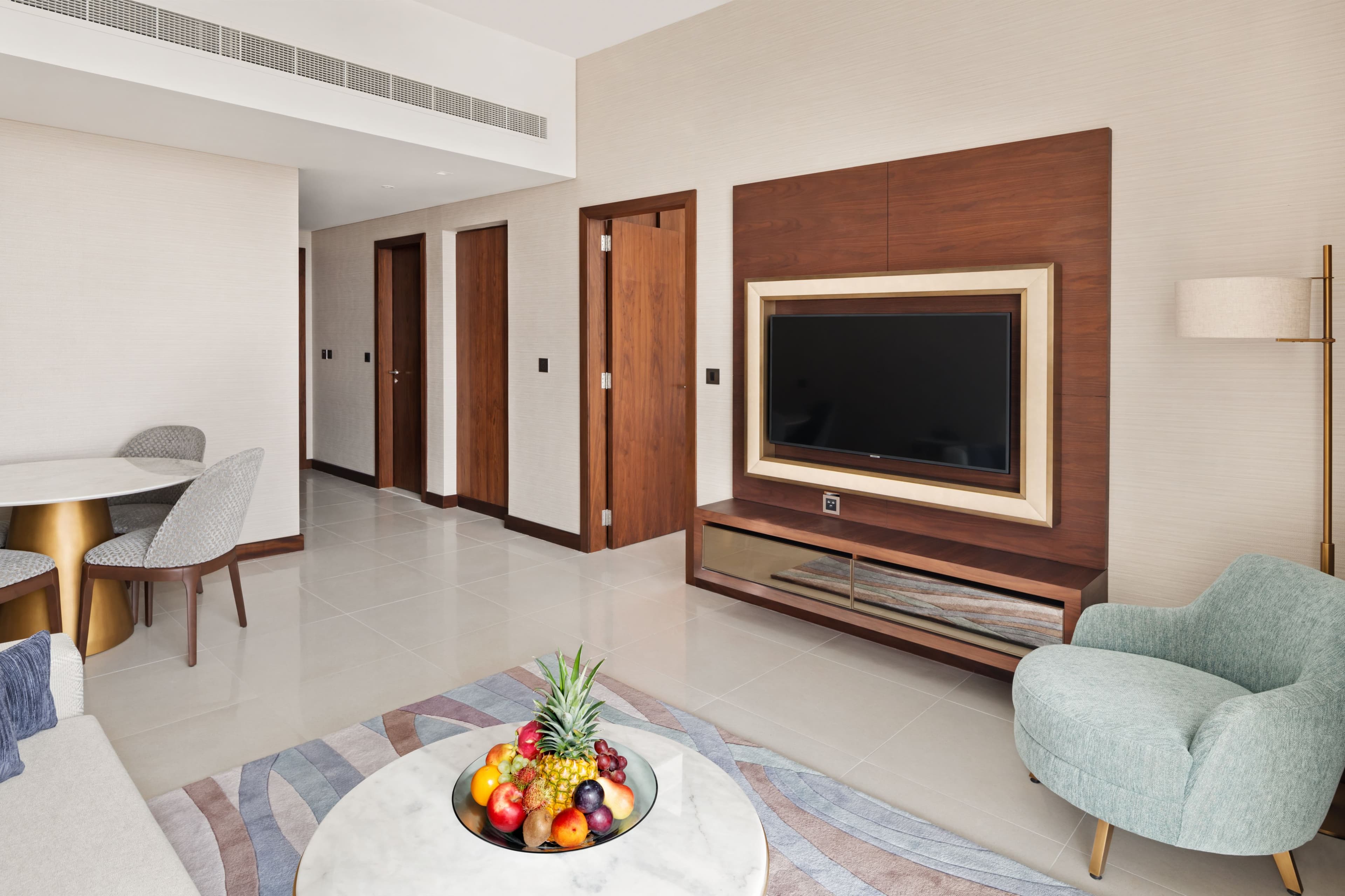 Holiday Inn Dubai Al-Maktoum Airport — 25