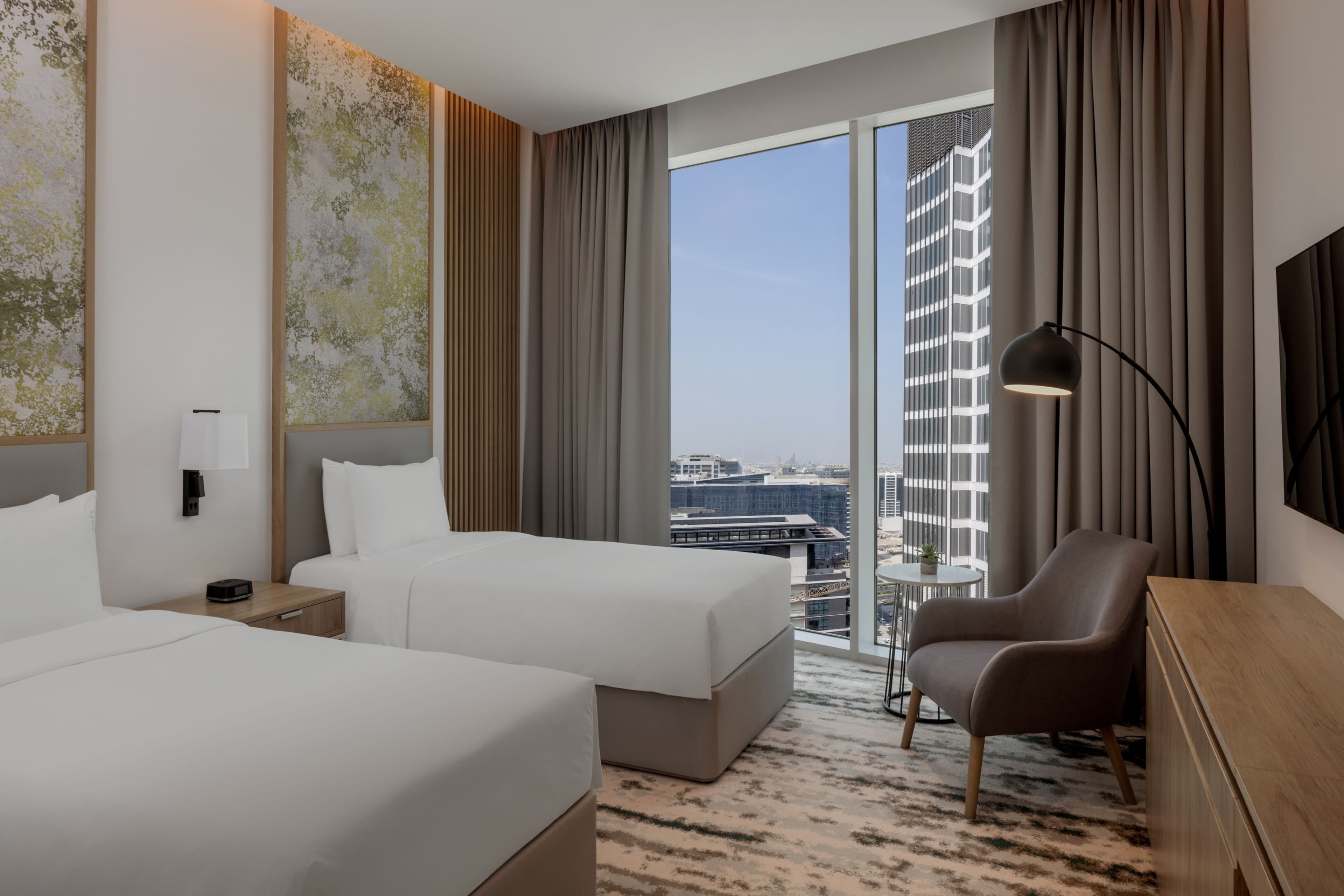 Holiday Inn Dubai Business Bay - Image 4