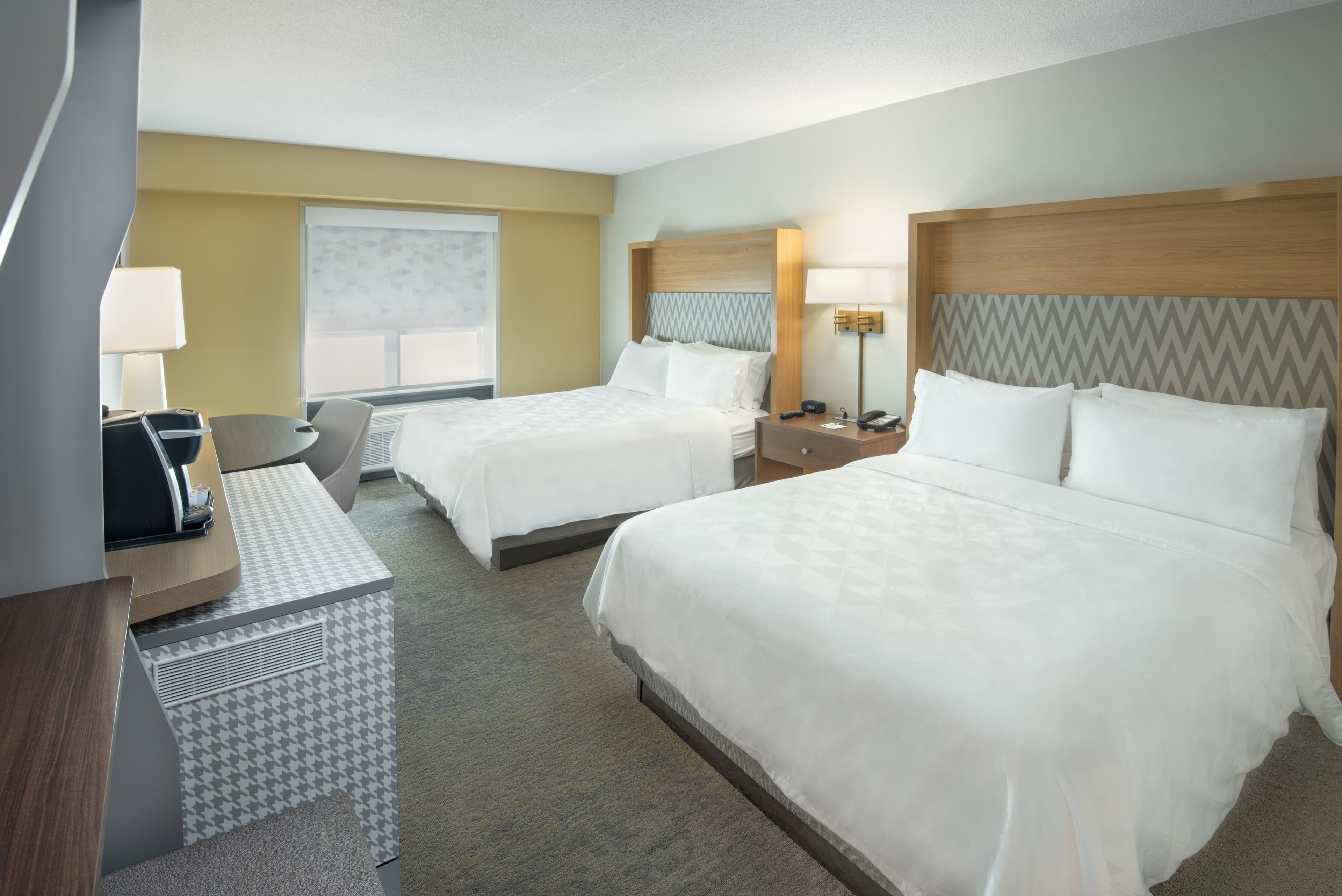 Holiday Inn East Windsor - Cranbury Area — 9