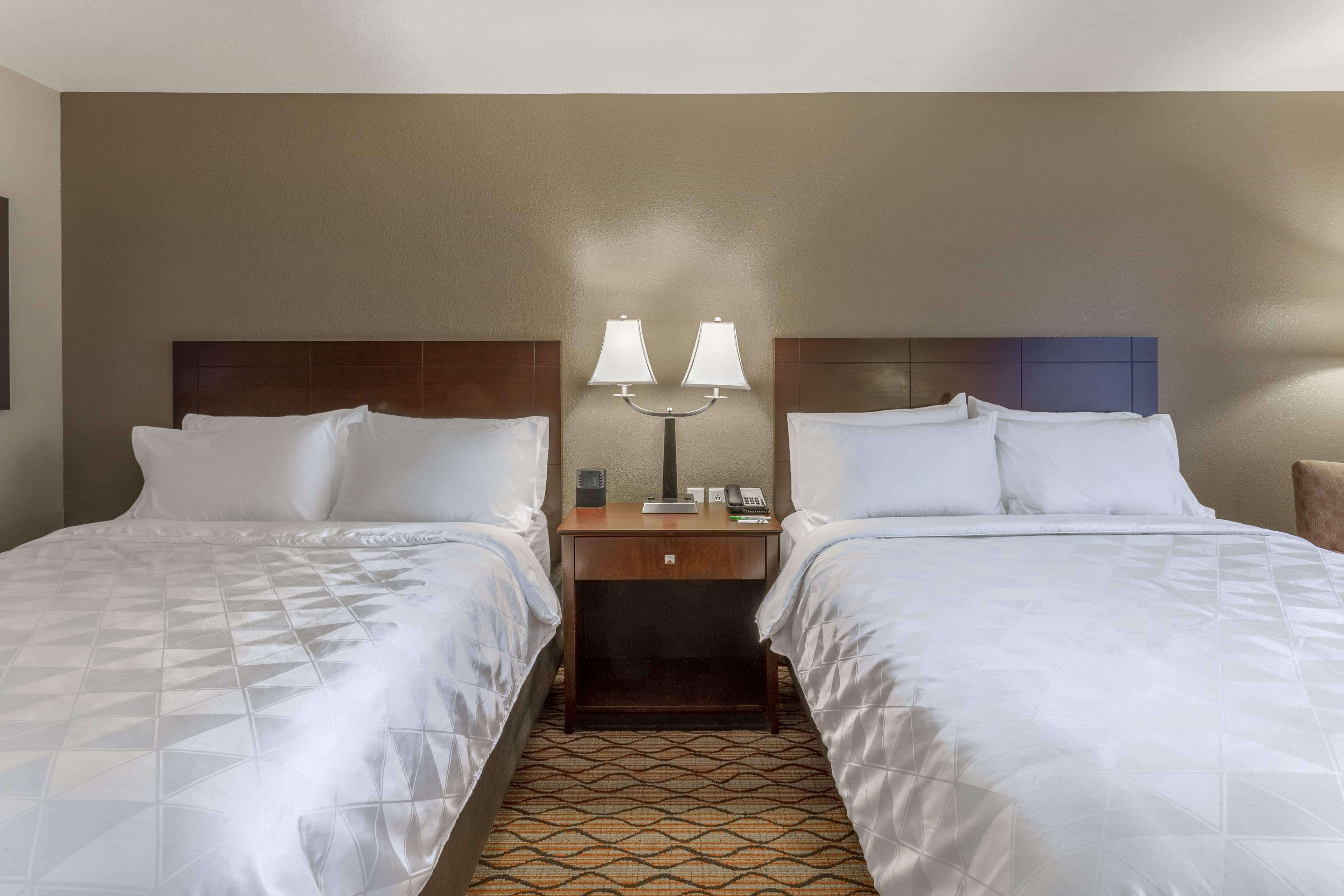 Holiday Inn Eau Claire South I-94 — 15