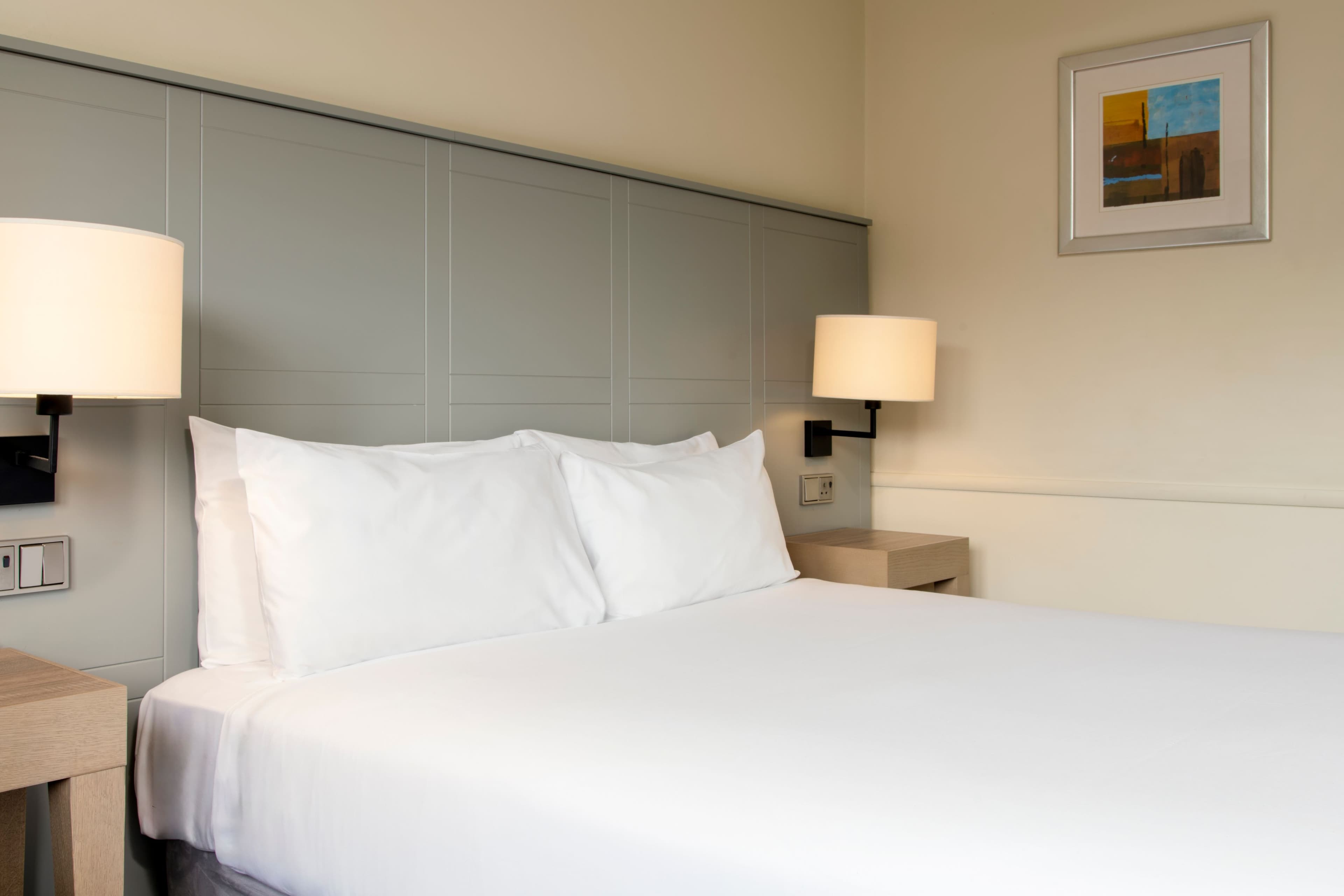 Holiday Inn Edinburgh — 21