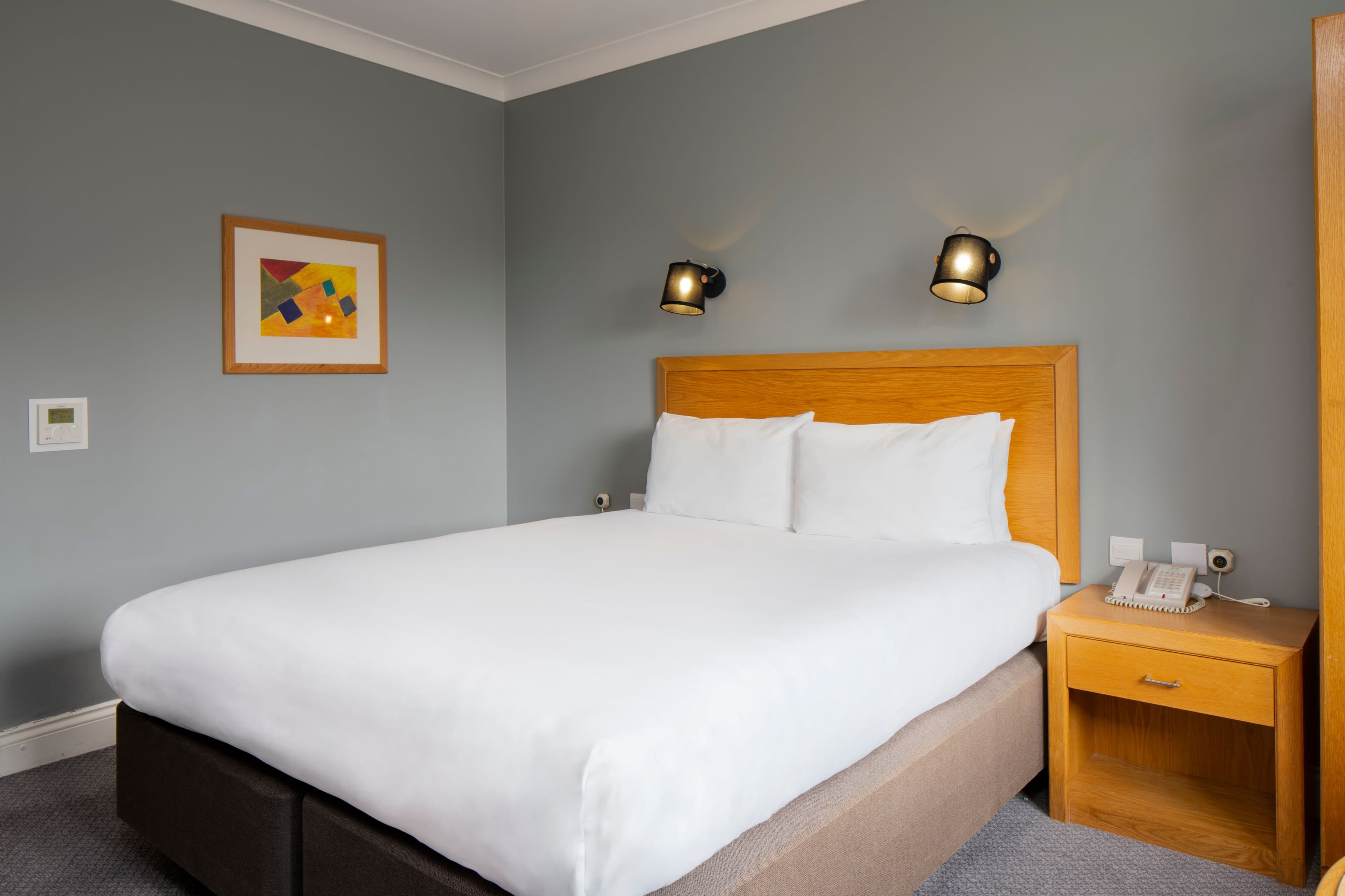 Holiday Inn Edinburgh — 25