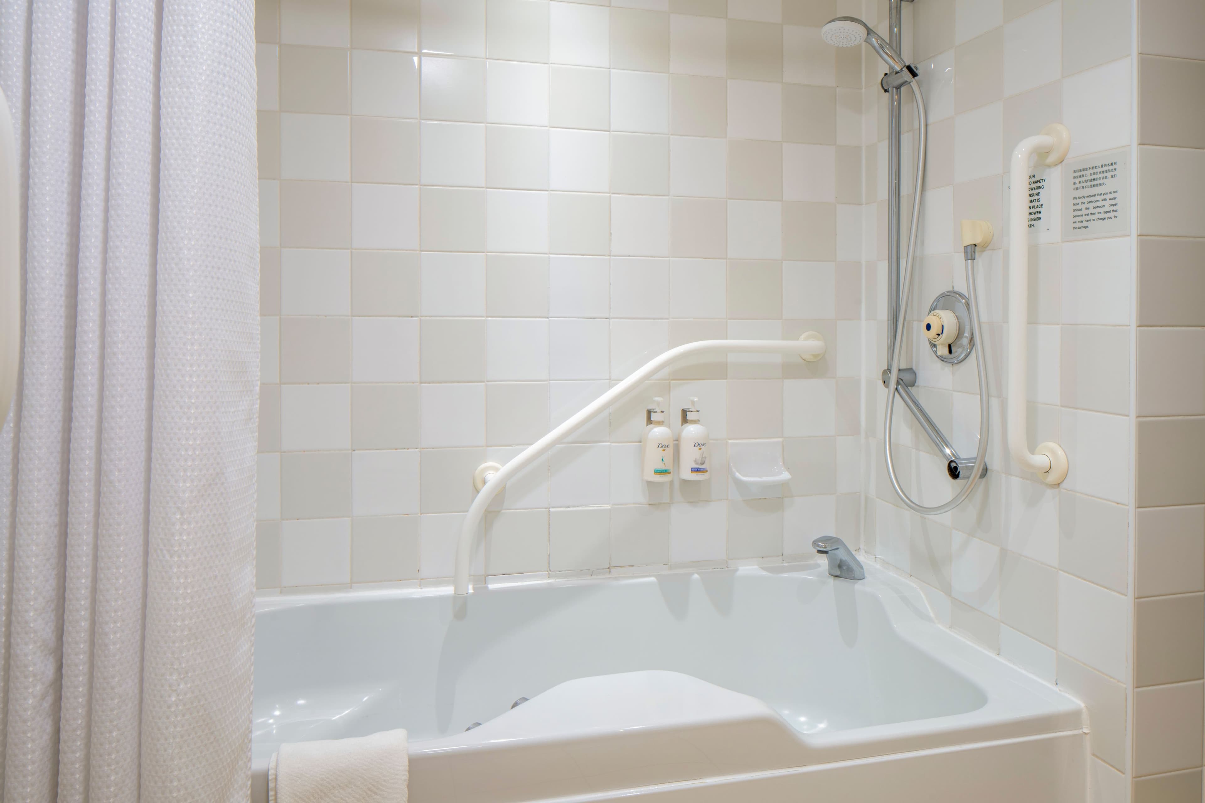 Holiday Inn Edinburgh — 26