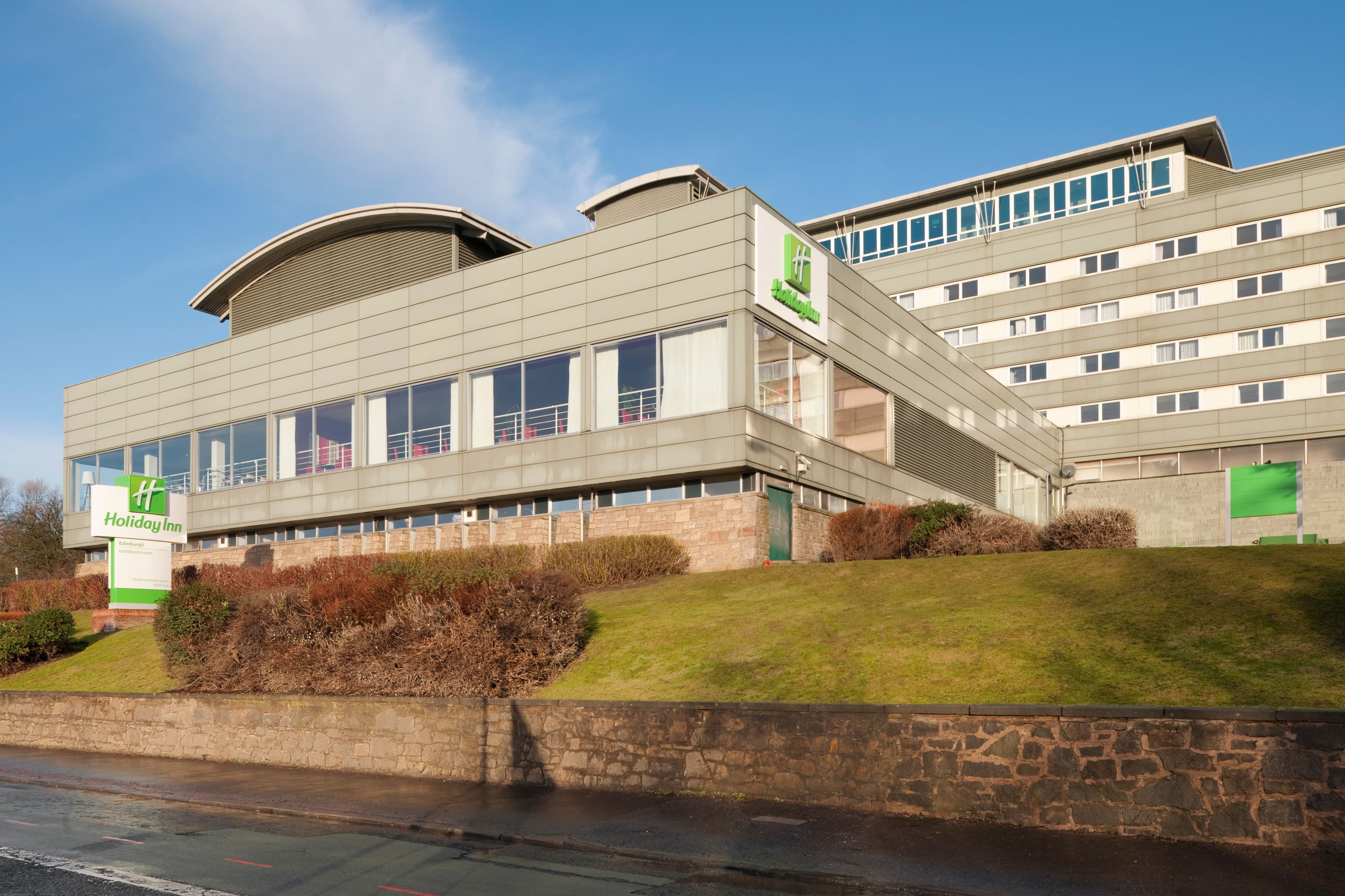 Holiday Inn Edinburgh - Image 1