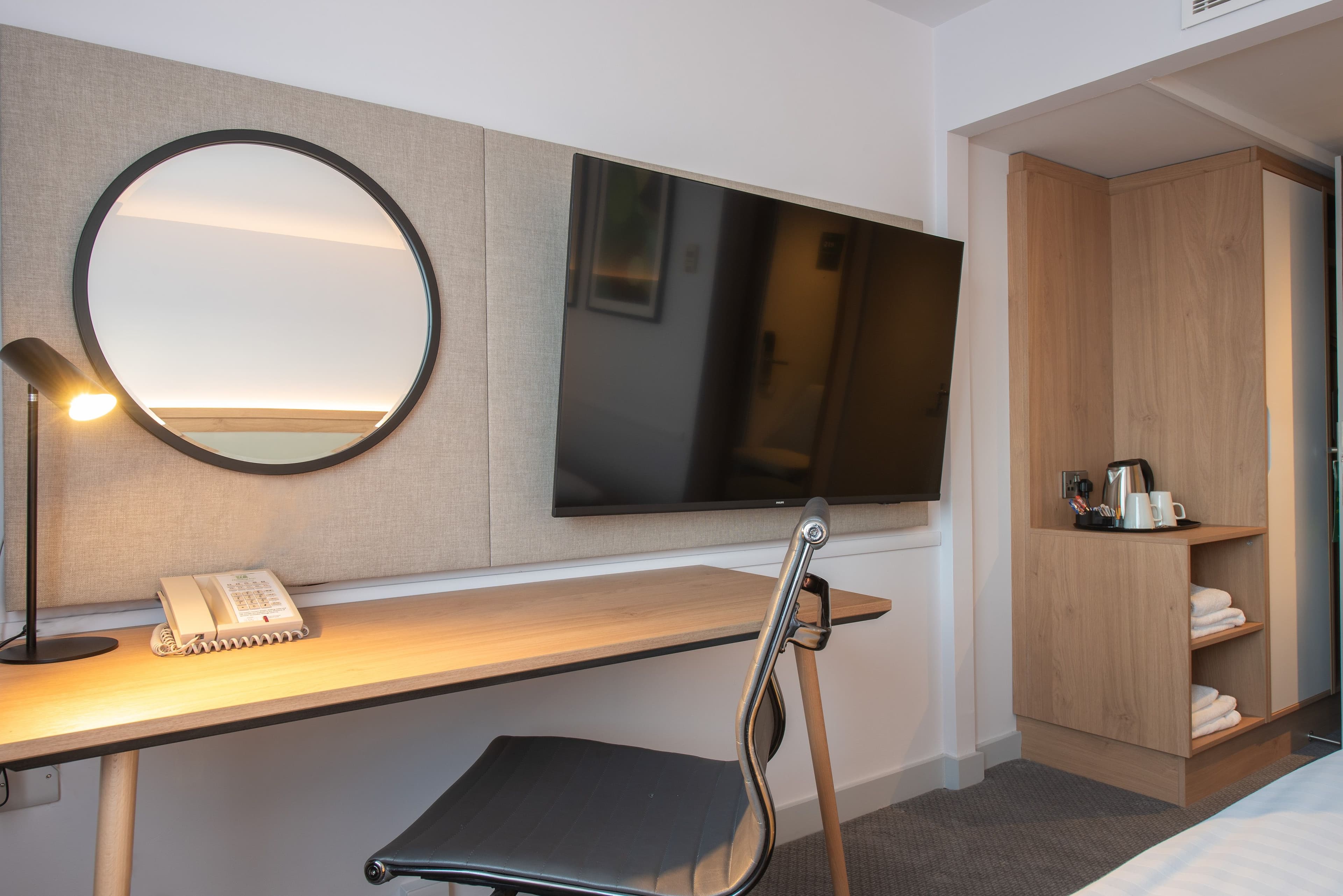 Holiday Inn Edinburgh — 19