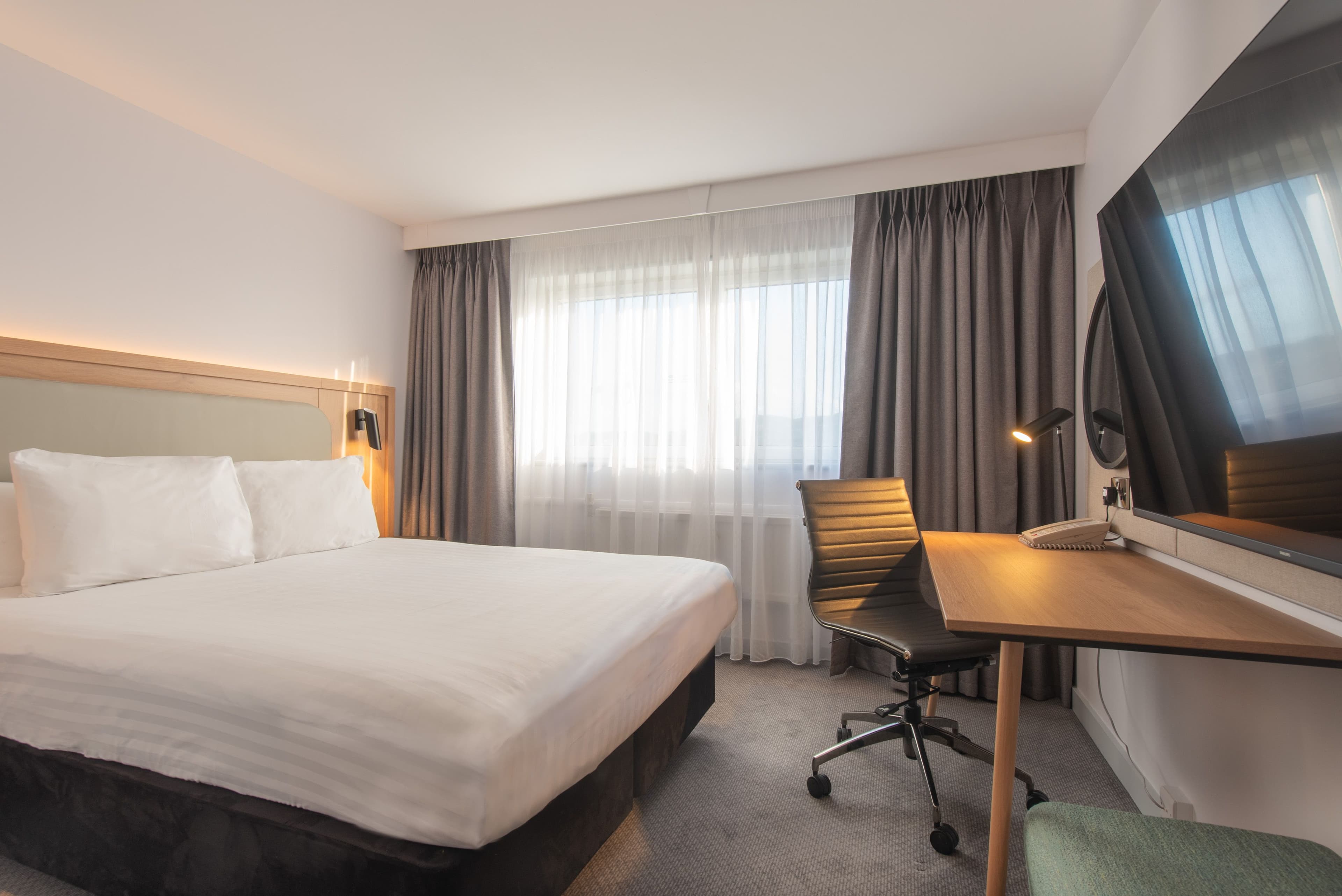 Standard Room - Image 8