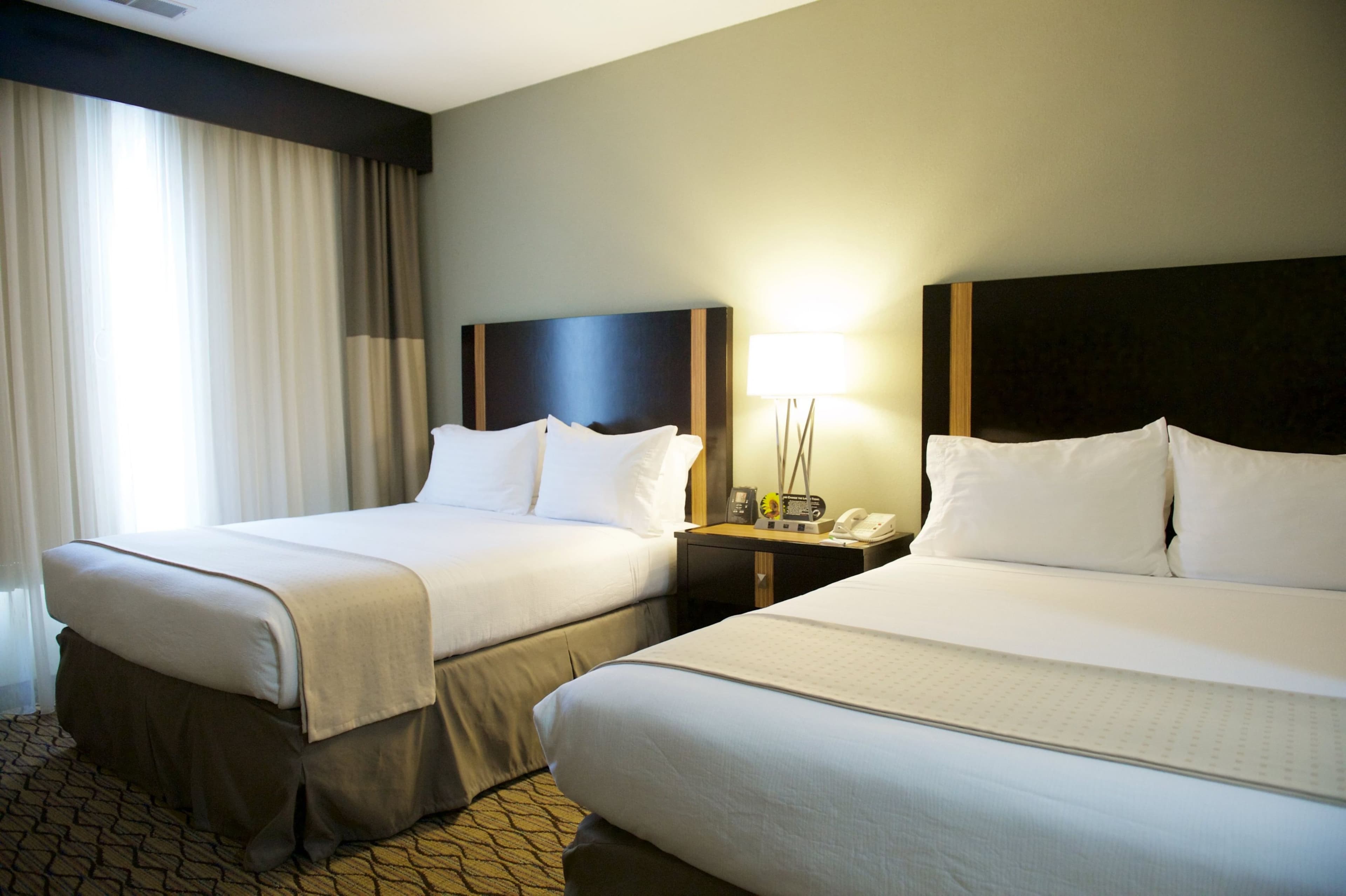 Holiday Inn Effingham — 16