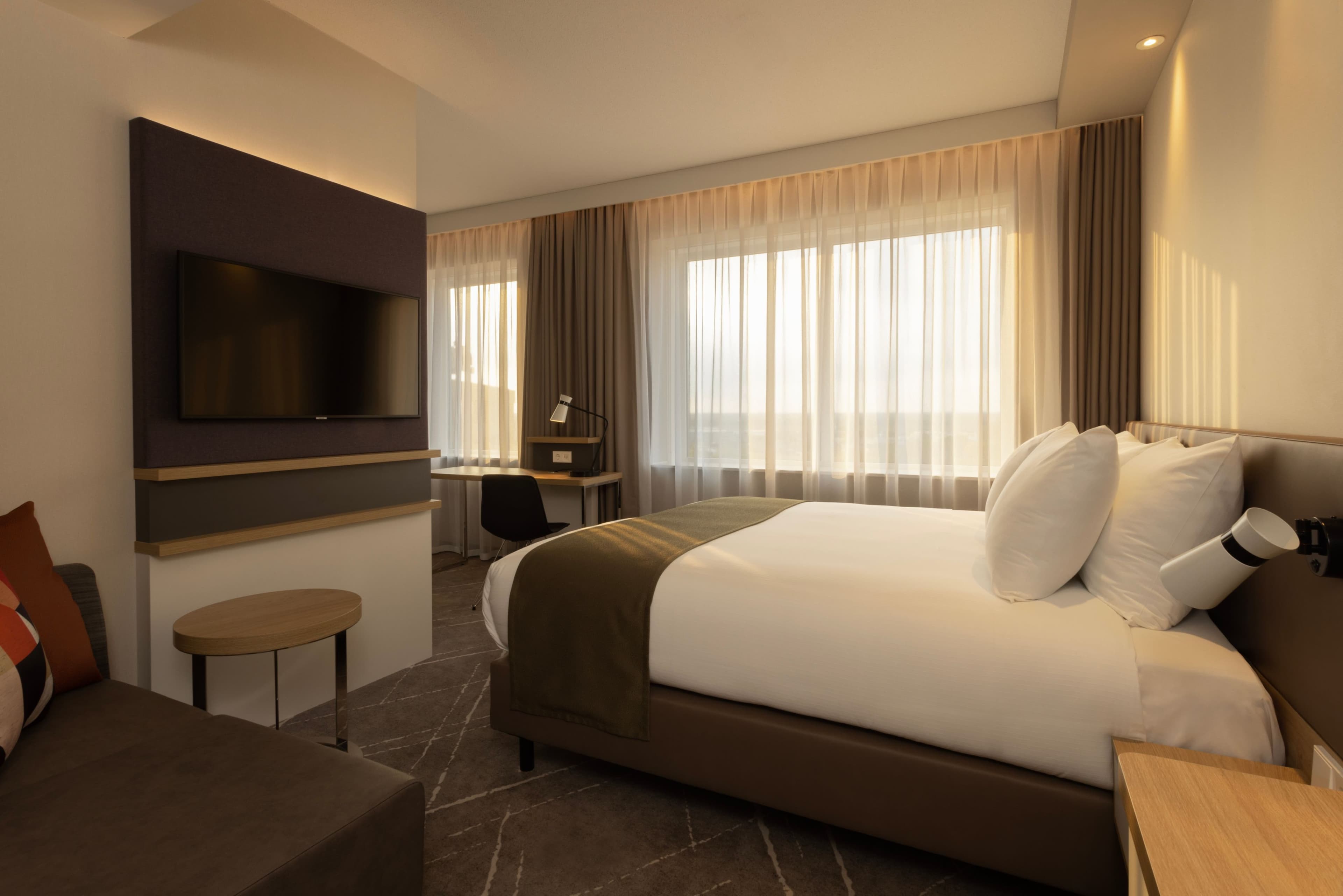 Holiday Inn Eindhoven Airport - Image 4