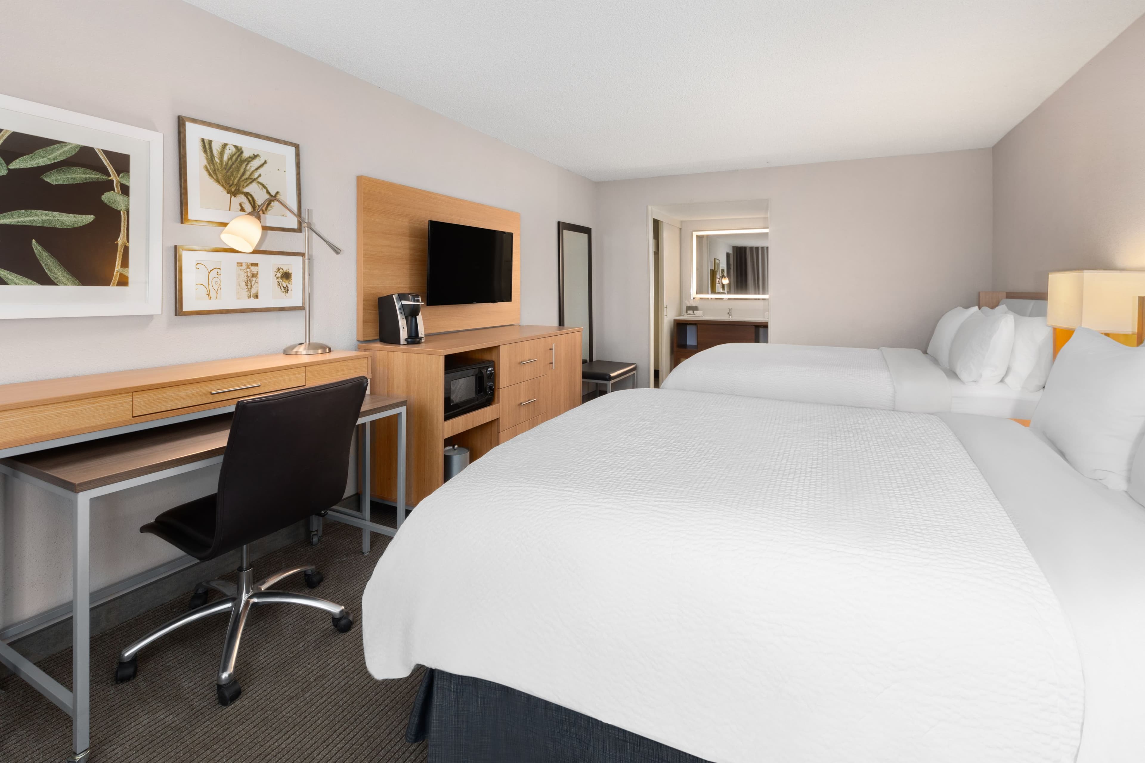 Standard Room - Image 6