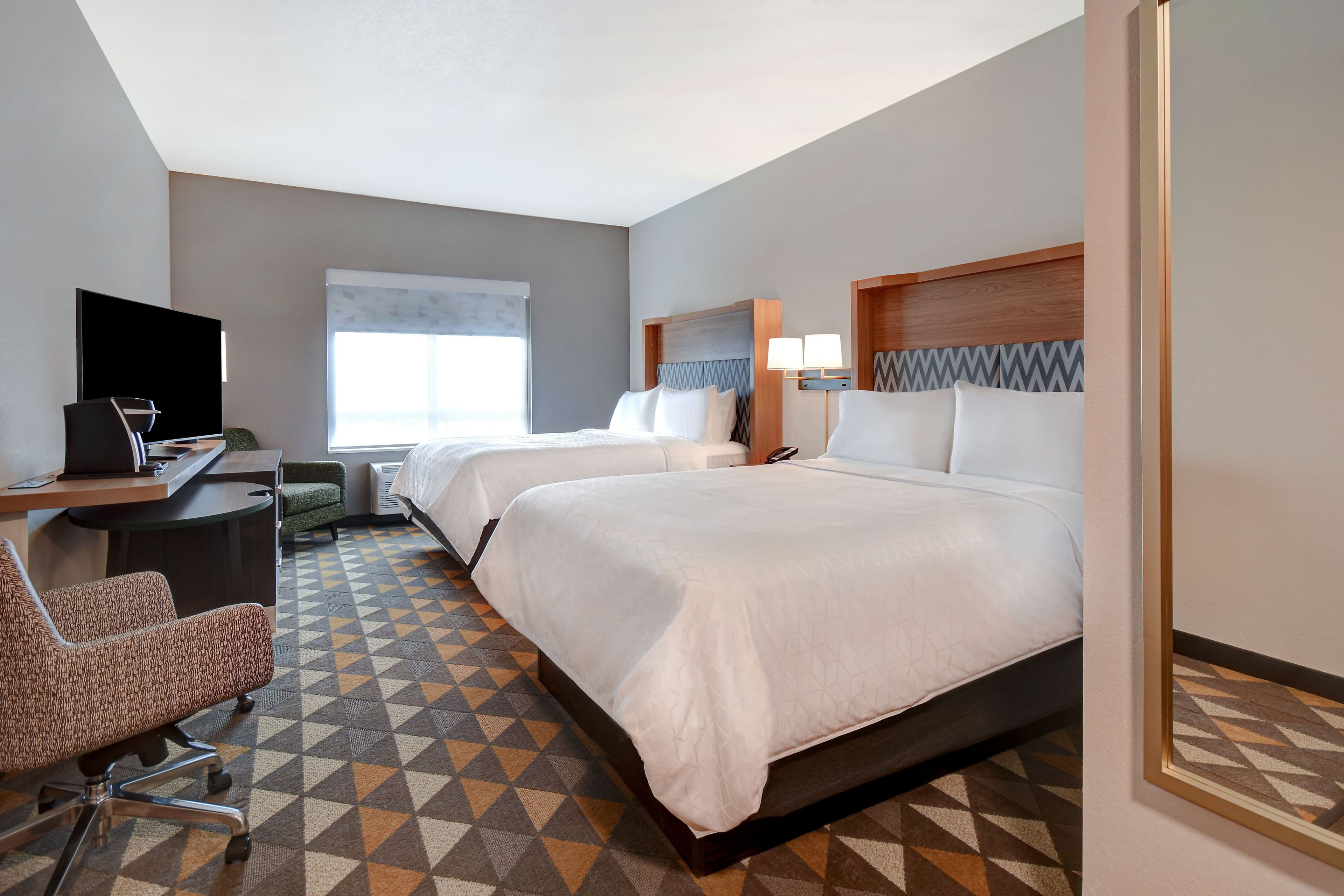 Holiday Inn Erie — 18