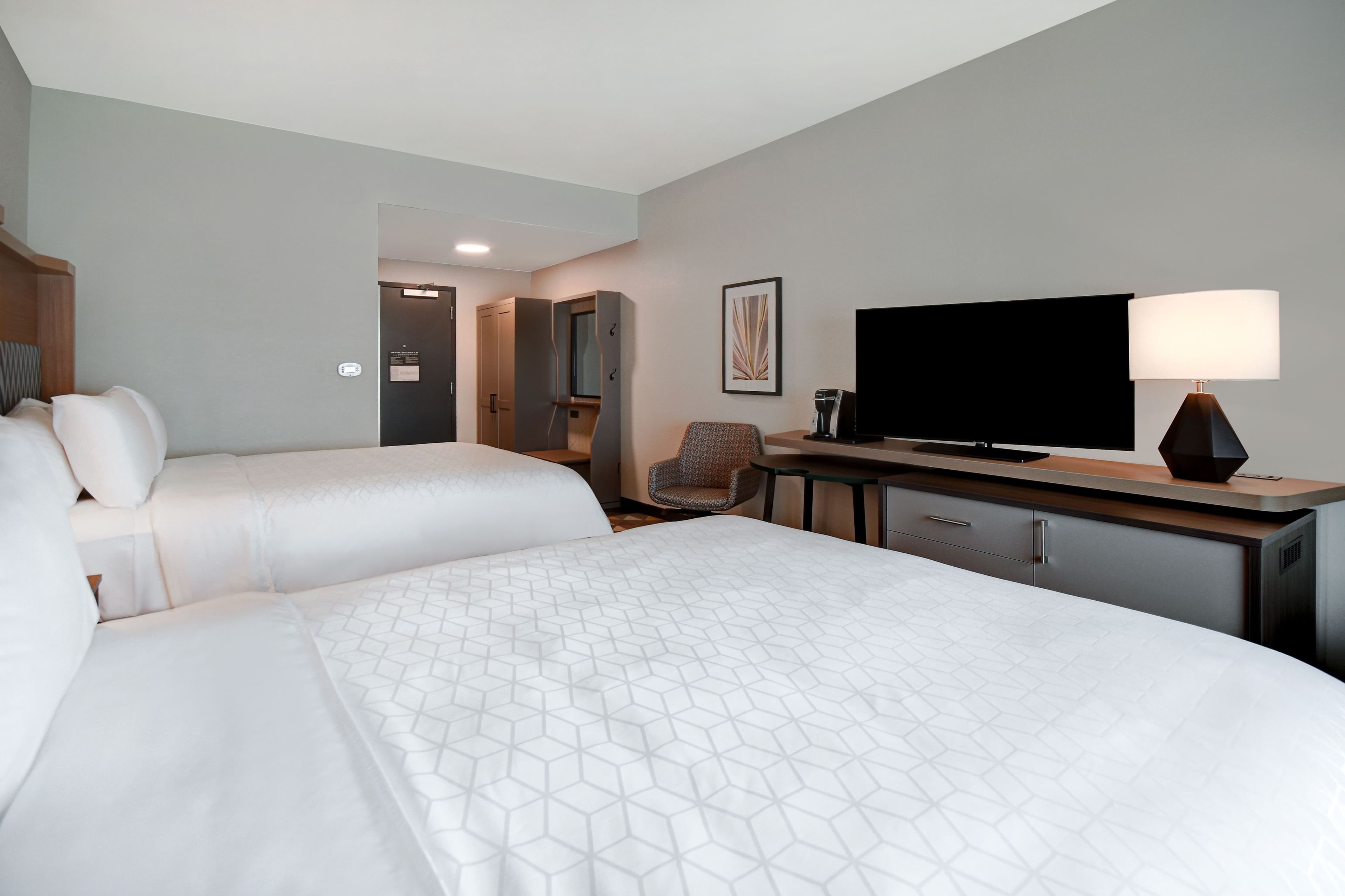 Holiday Inn Erie — 14